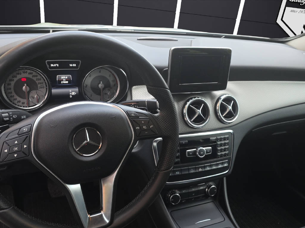 MERCEDES-BENZ GLA 200 CDI Style 4m-image-6