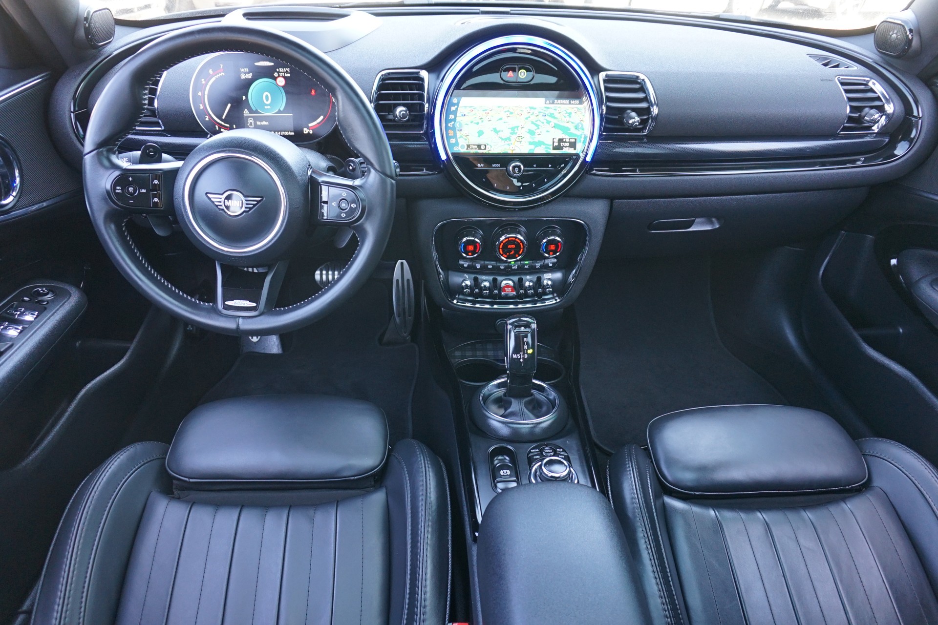 MINI Clubman Cooper JCW ALL4-image-16