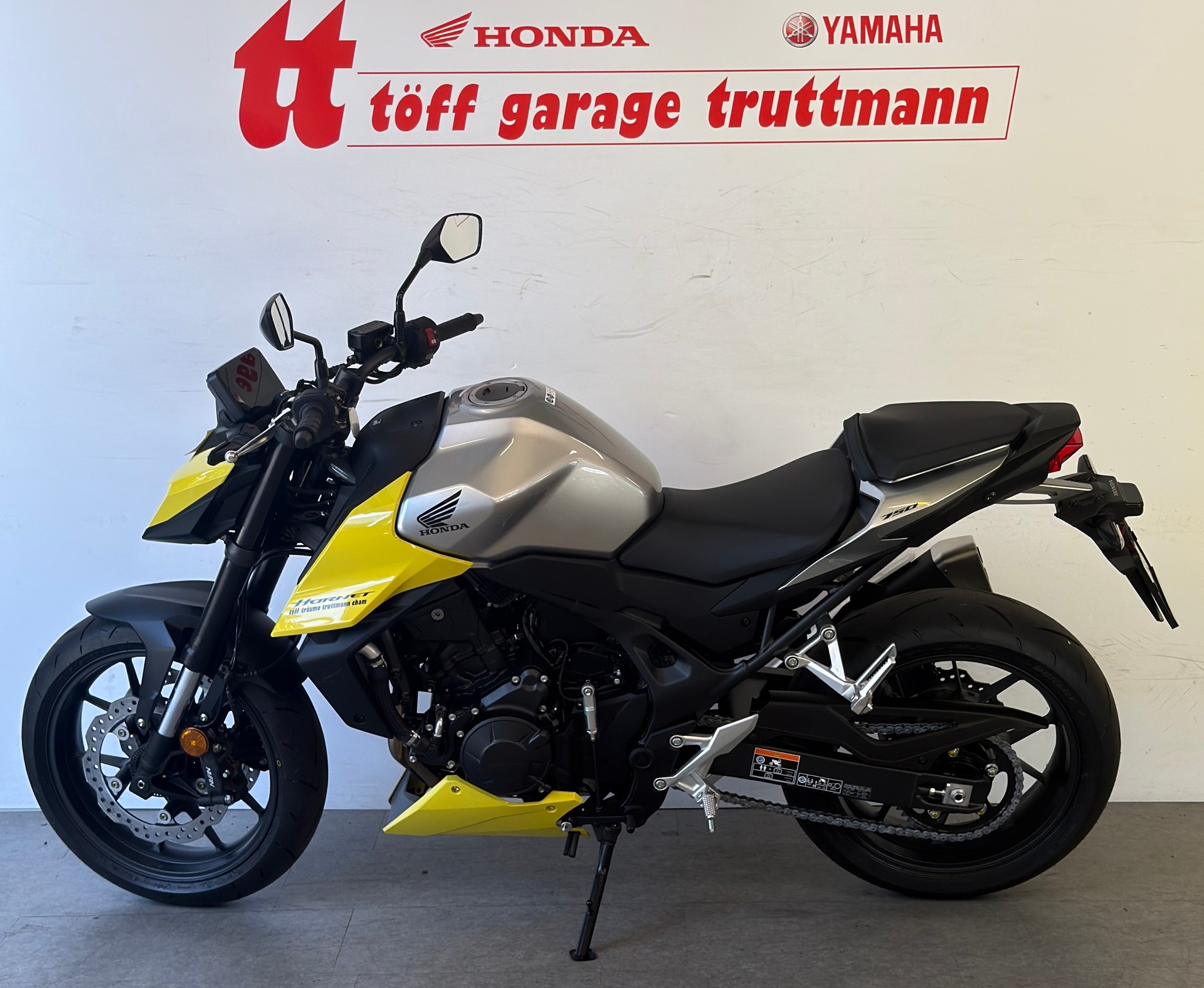 HONDA CB 750 Hornet-showroom-element-1