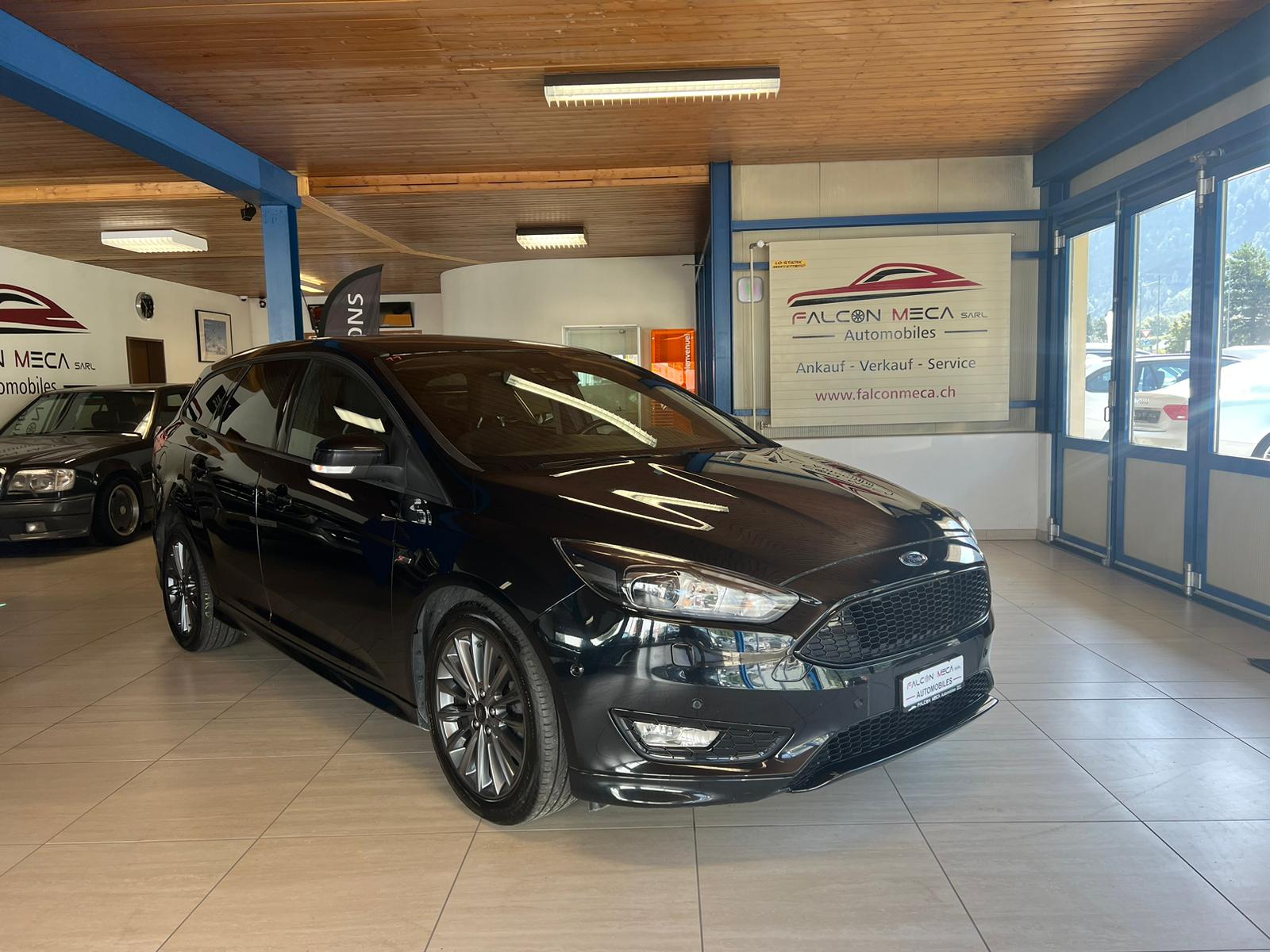 FORD Focus 1.0 SCTi ST Line-image-0