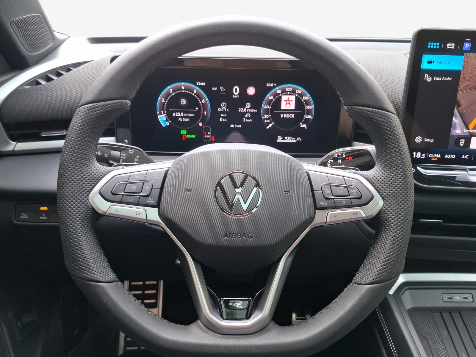 VW T-Roc 1.5 eTSI mHEV R-Line DSG-image-9