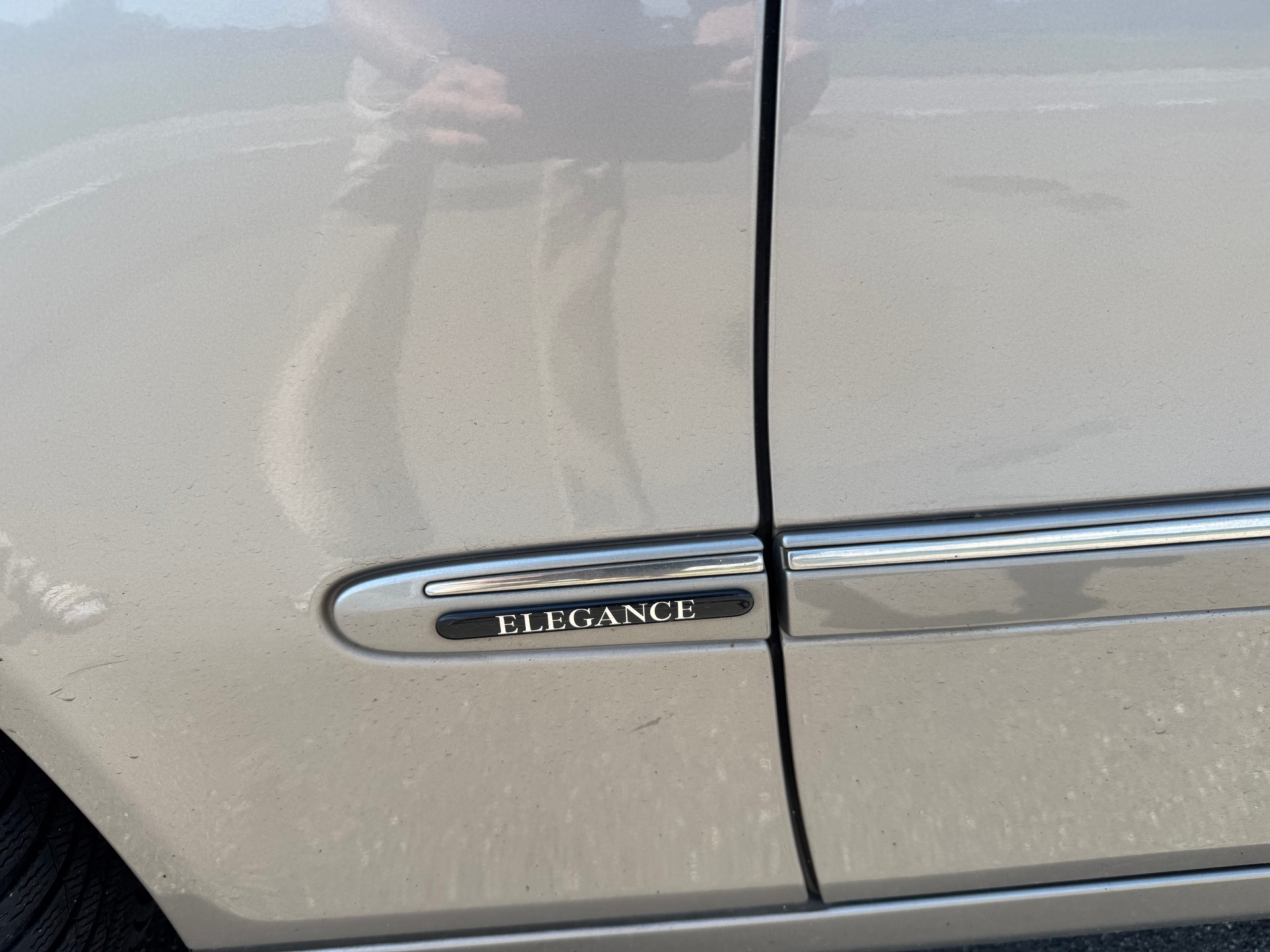 MERCEDES-BENZ E 200 Kompressor Elégance-image-14