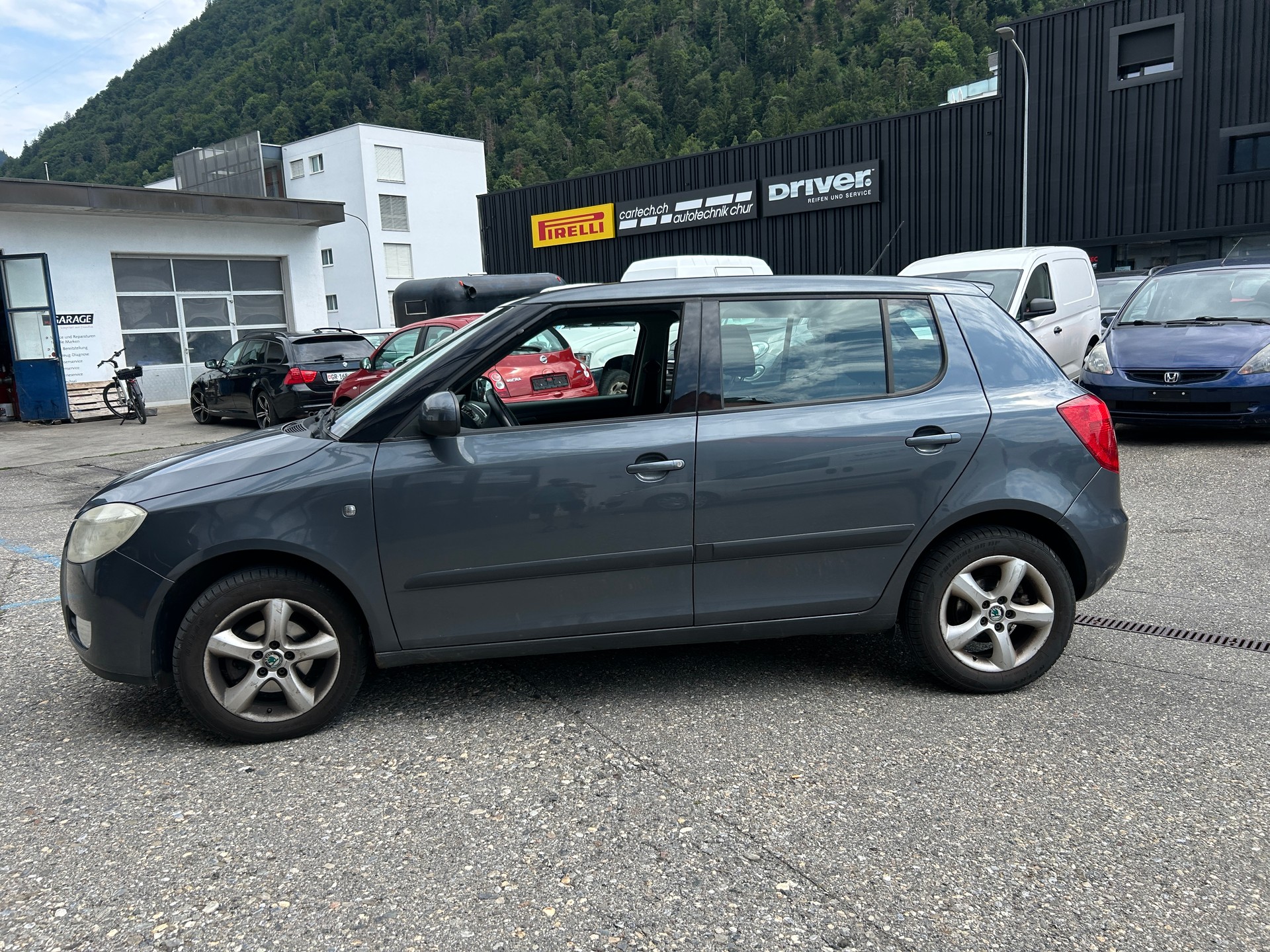 SKODA Fabia 1.4 Elegance-image-2