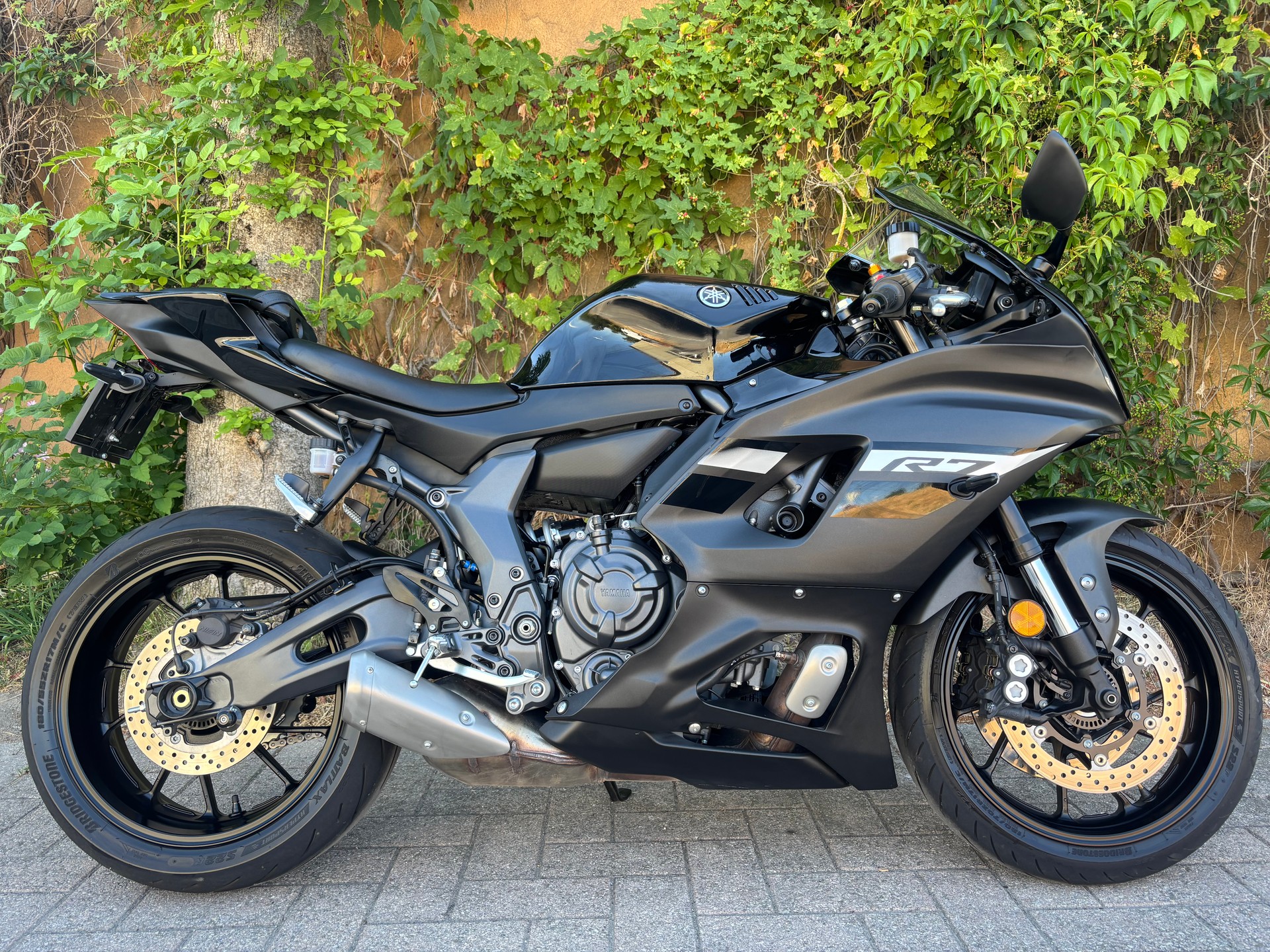 YAMAHA YZF-R7 (35kW)-image-1