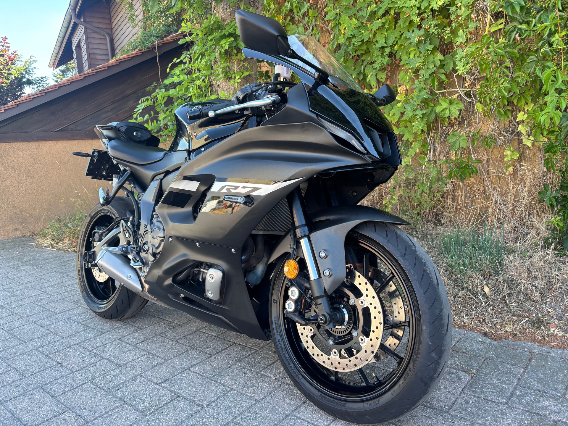 YAMAHA YZF-R7 (35kW)-image-2