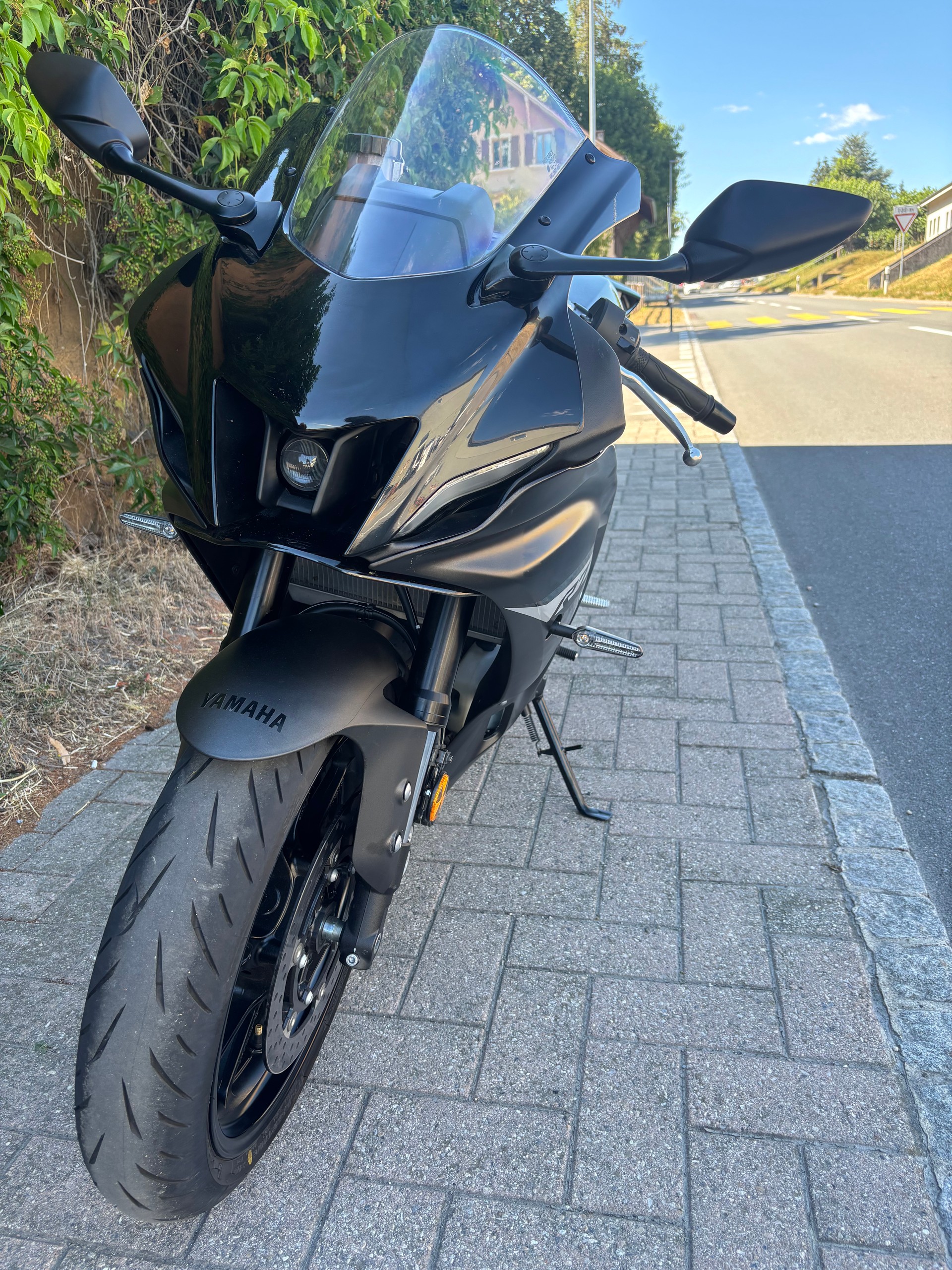 YAMAHA YZF-R7 (35kW)-image-4