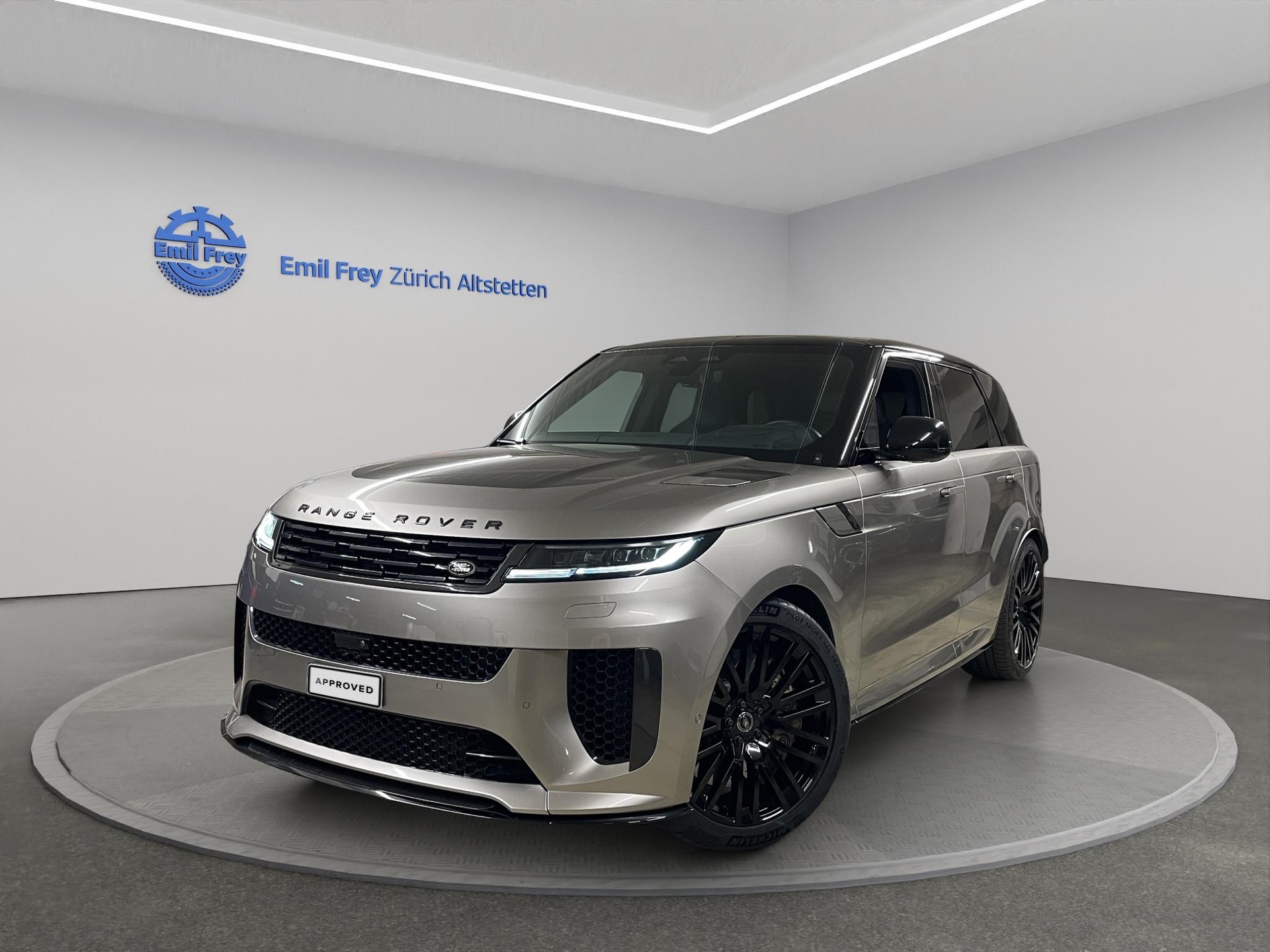 LAND ROVER Range Rover Sport 4.4 V8 SV Edition One