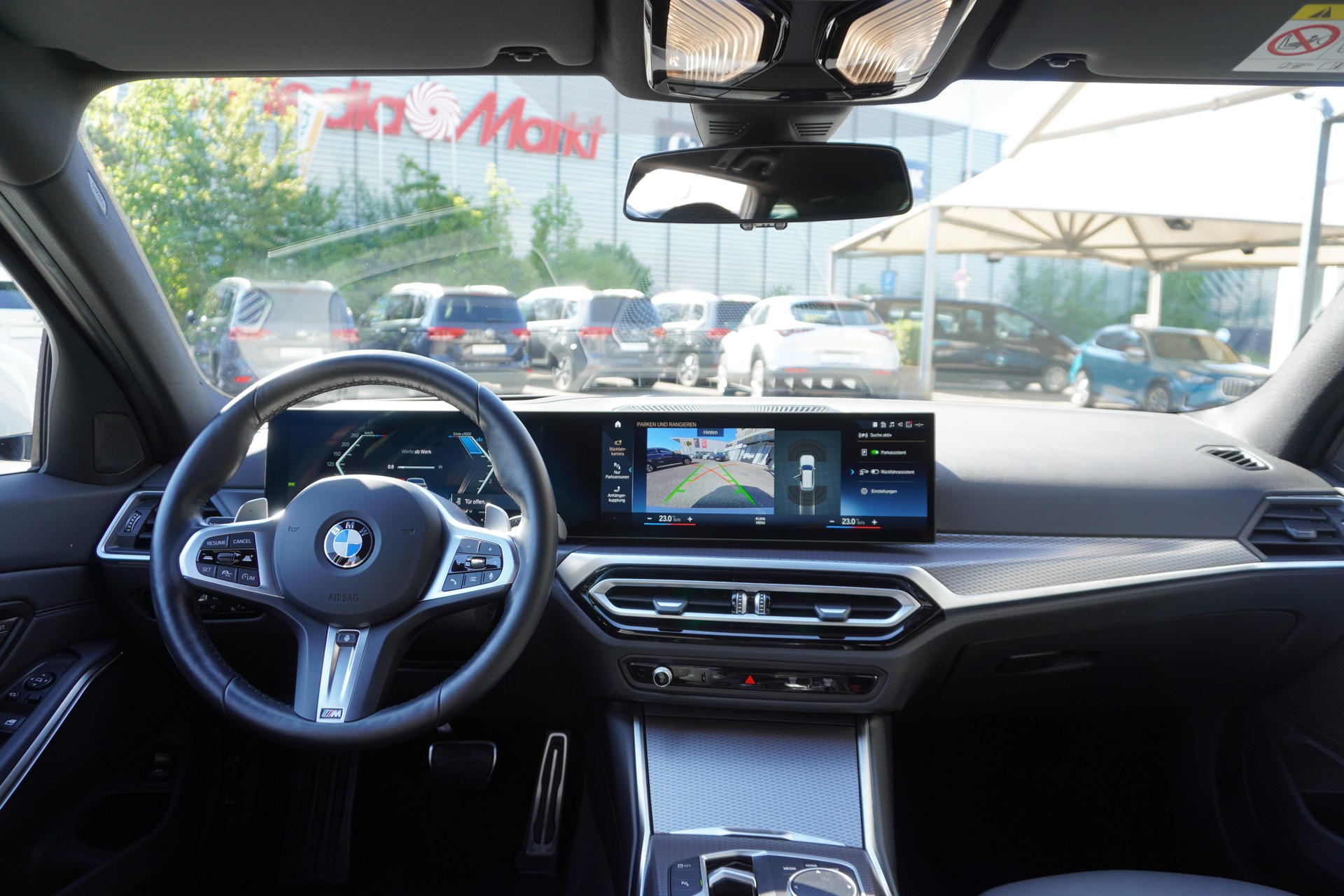 BMW 320d xDrive 48V Touring Steptronic M Sport-image-15