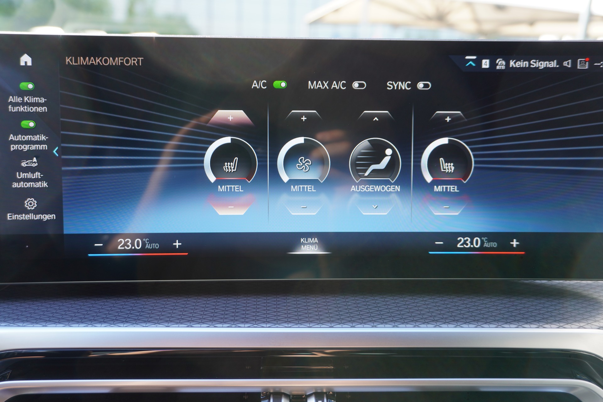 BMW 320d xDrive 48V Touring Steptronic M Sport-image-35