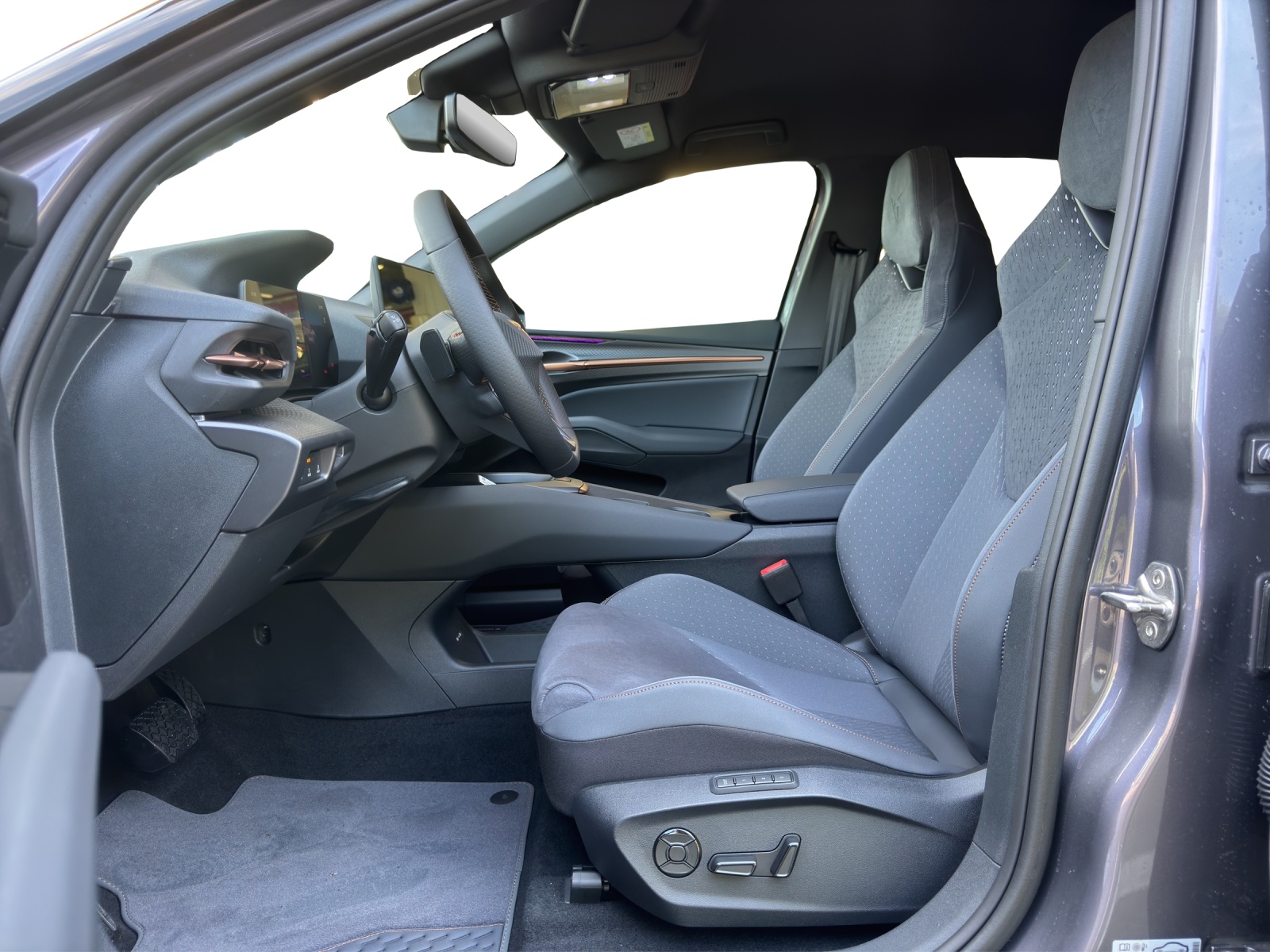 CUPRA Raval BEV 55kWh 448km 211PS 1A 211PS/155kW BEV elektrisch-image-4