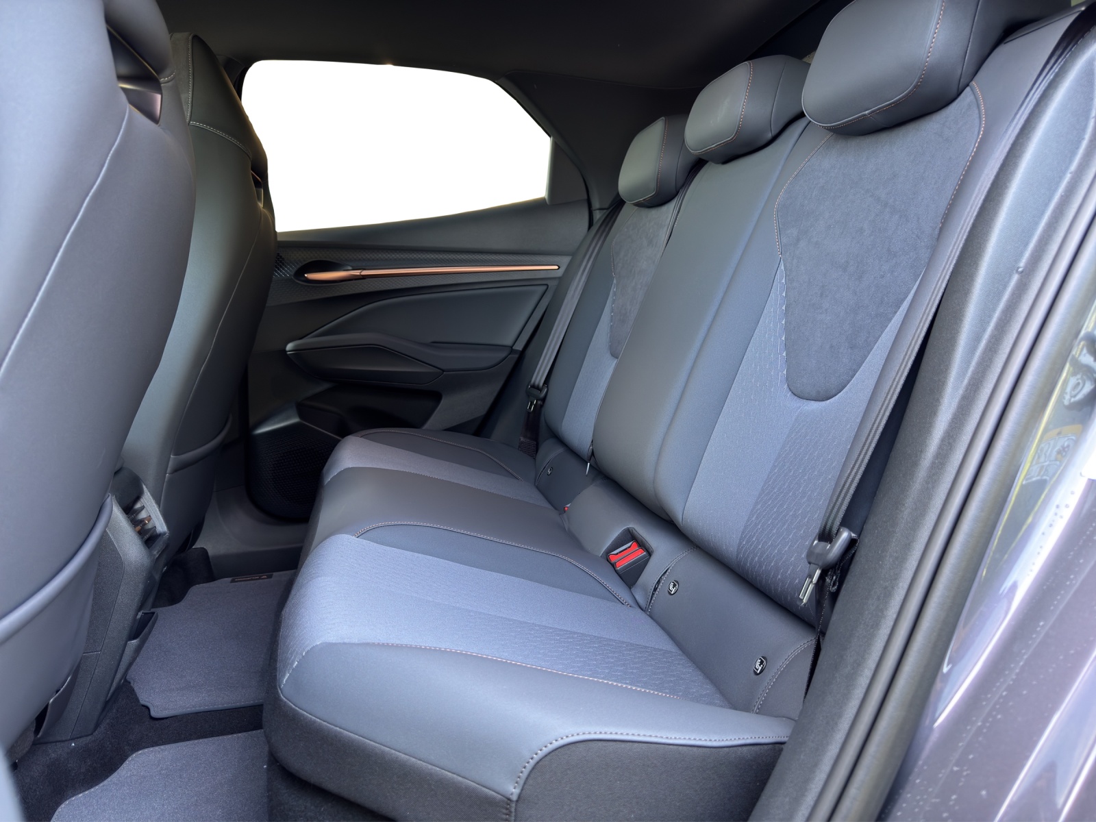 CUPRA Raval BEV 55kWh 448km 211PS 1A 211PS/155kW BEV elektrisch-image-9