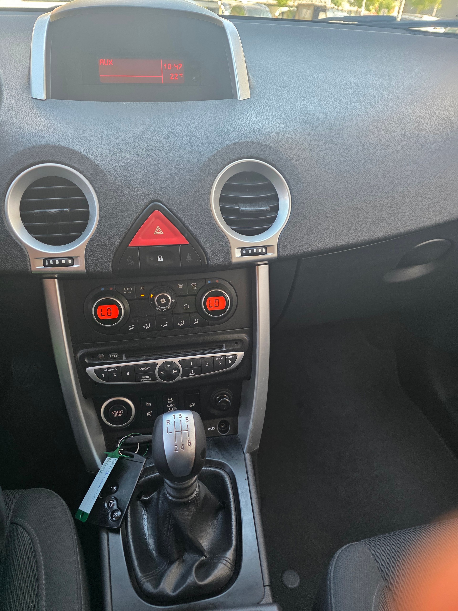 RENAULT Koleos 2.0 dCi Dynamique Luxe 4x4-image-12