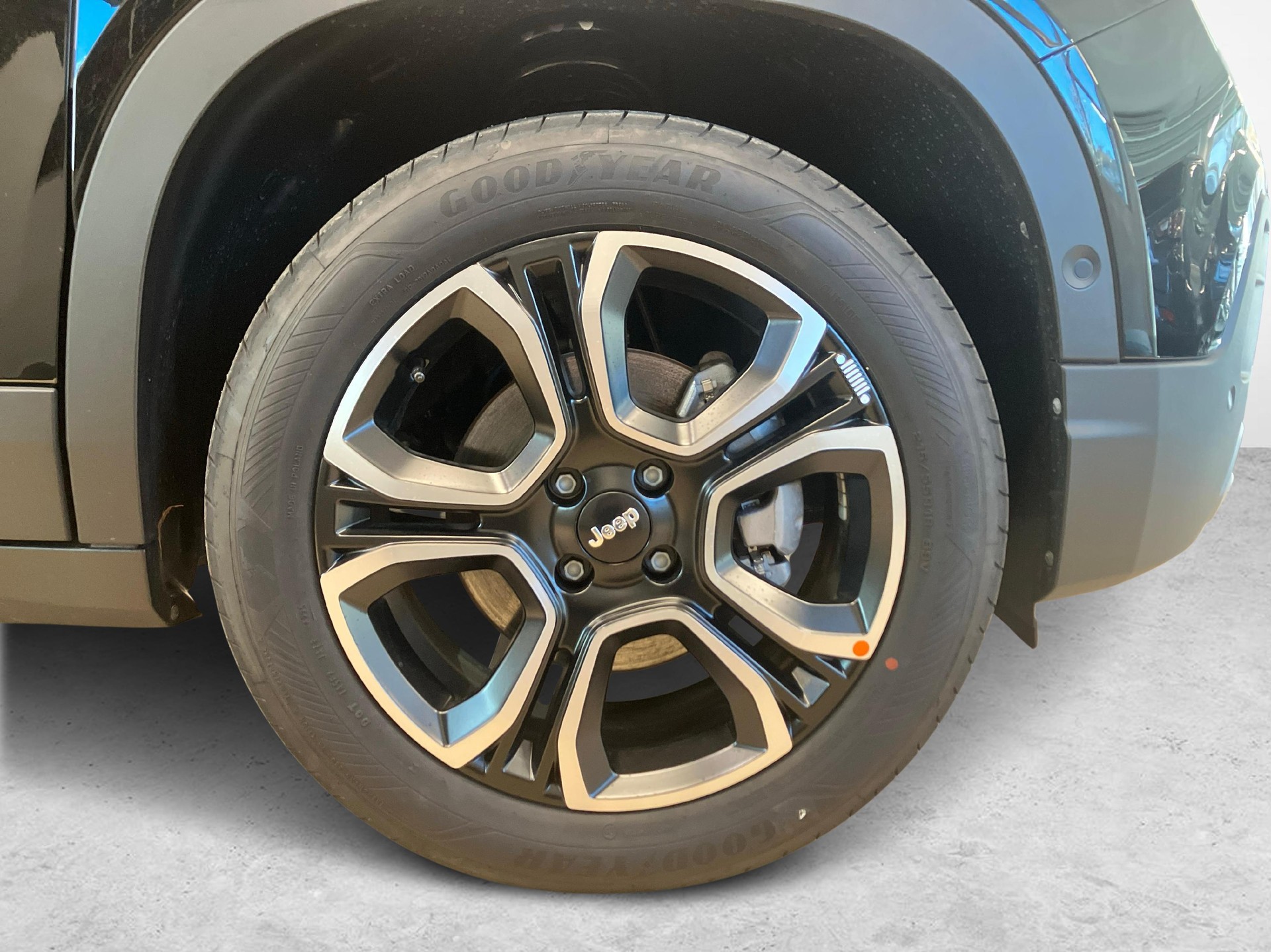 JEEP Avenger 1.2 MHEV Summit - Pneumatici invernali inclusi-image-12