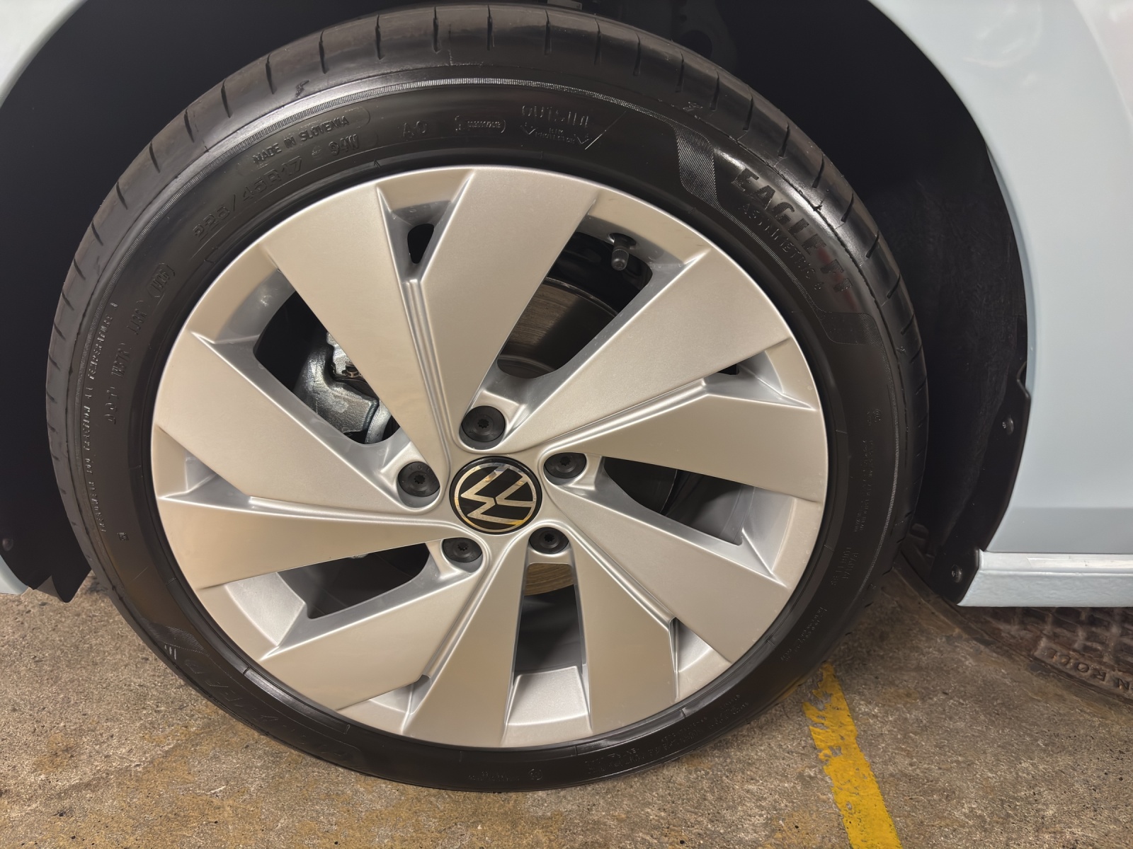 VW Golf 1.5 e TSI mHEV United DSG-image-17