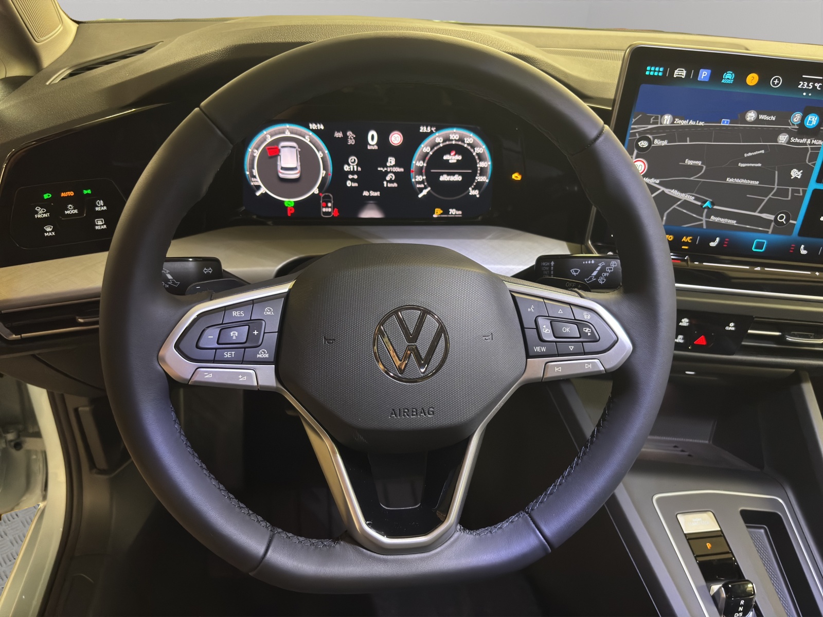 VW Golf 1.5 e TSI mHEV United DSG-image-6