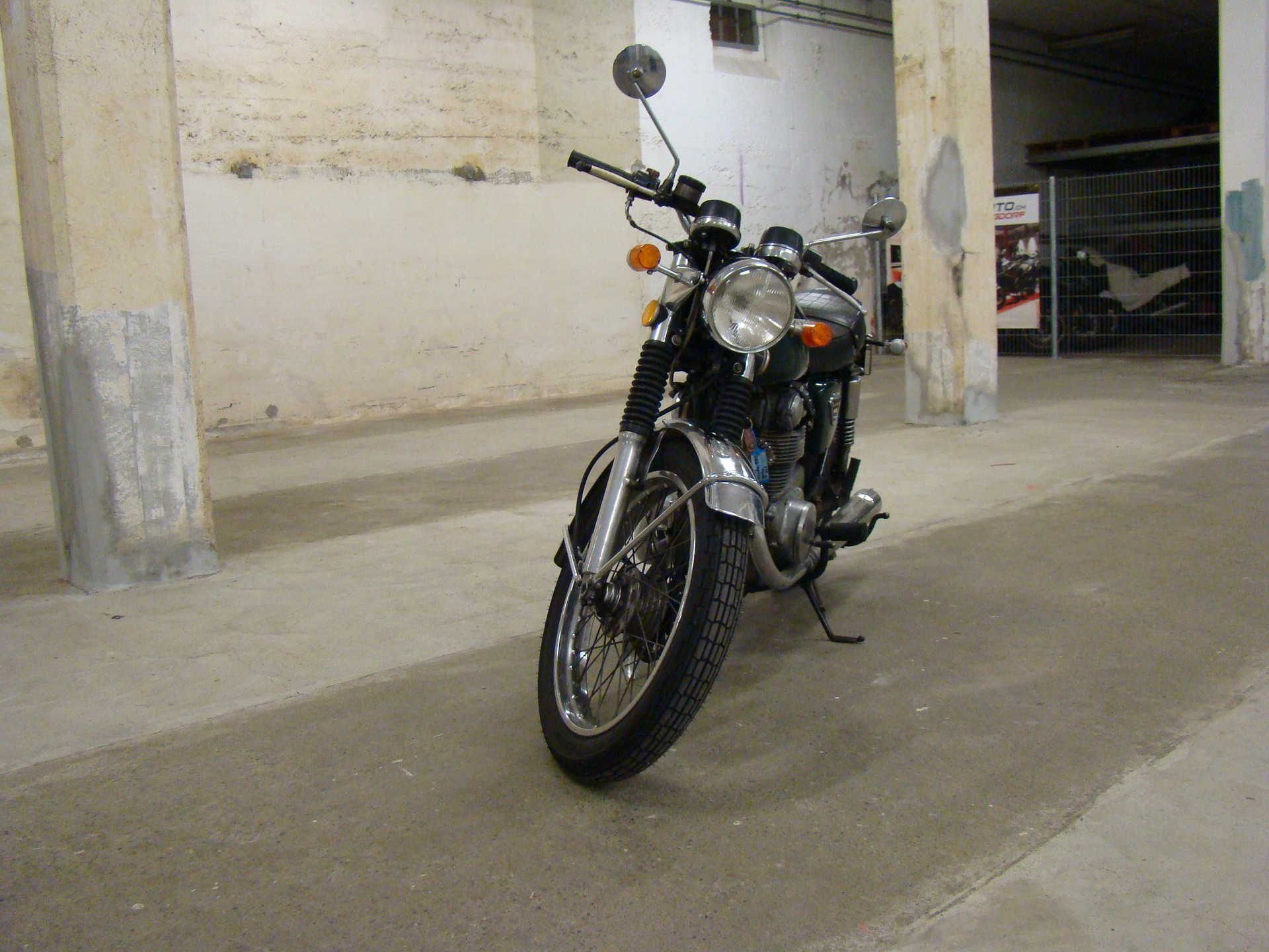 HONDA CB450K-showroom-element-1