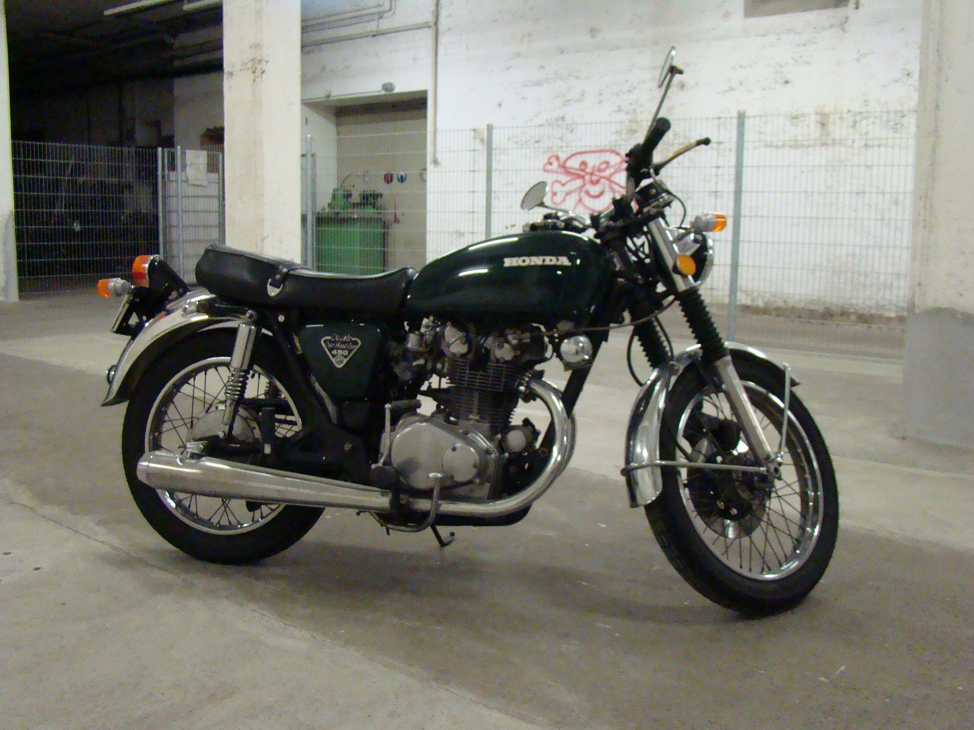 HONDA CB450K-showroom-element-3