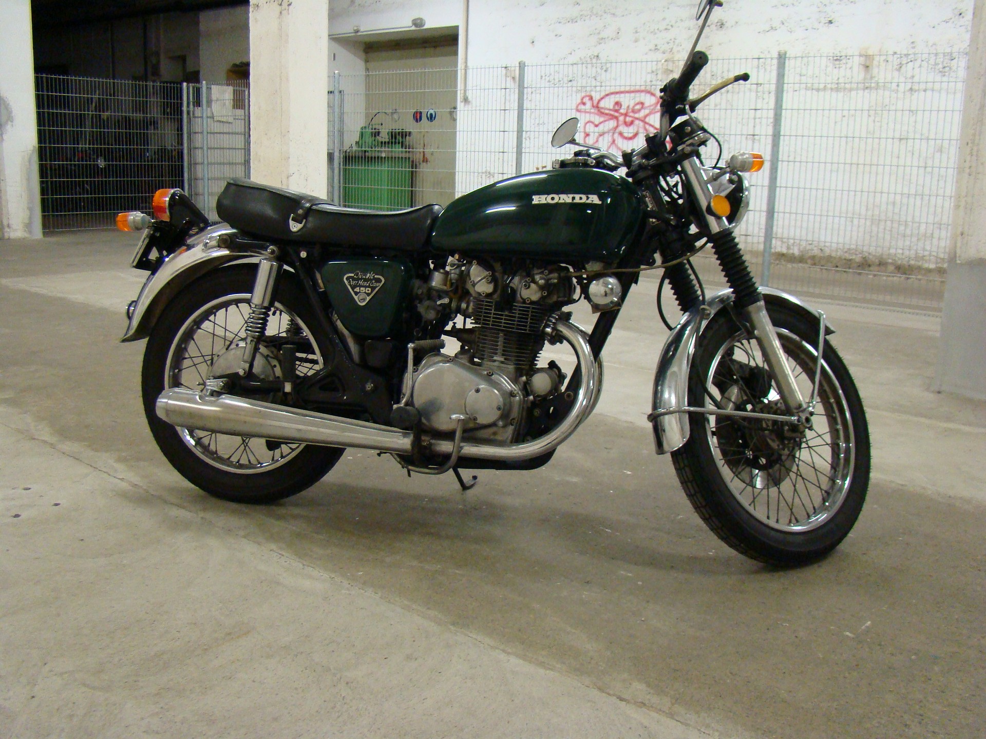 HONDA CB450K-showroom-element-2
