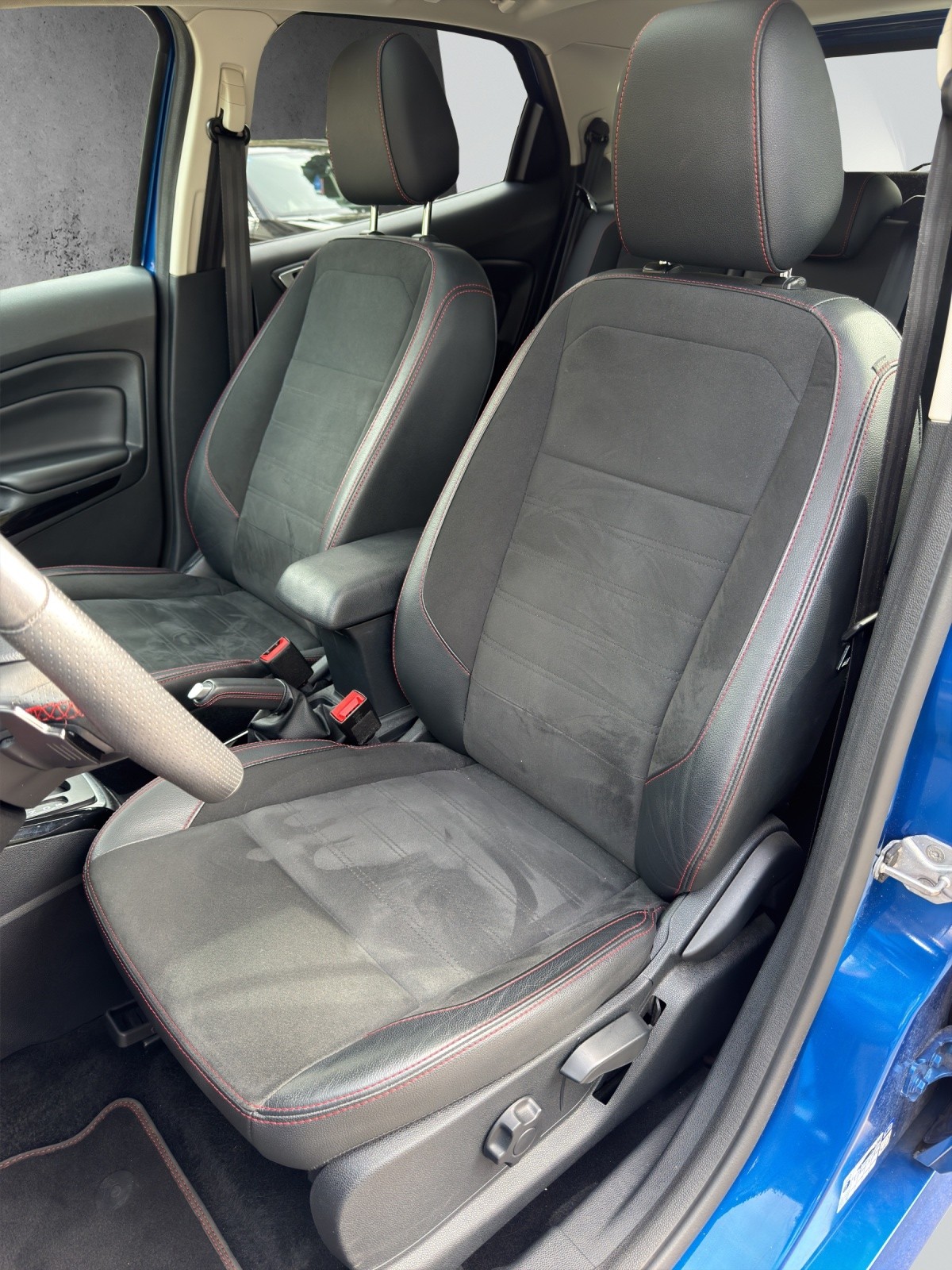 FORD EcoSport 1.0 SCTi ST-Line Automat-image-9