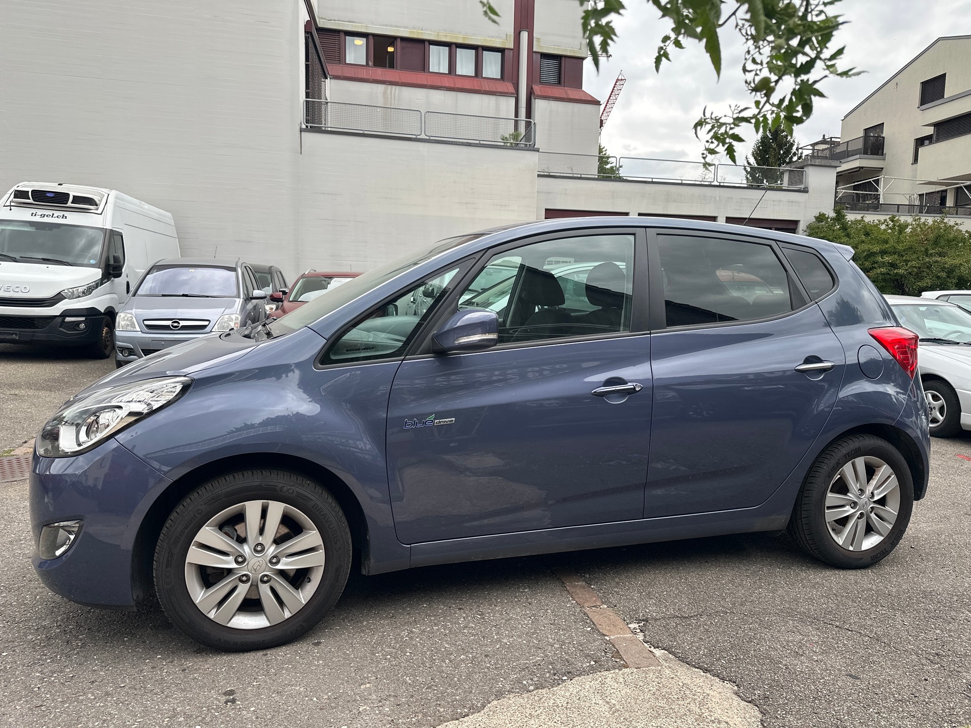 HYUNDAI iX20 1.6 Premium-image-3