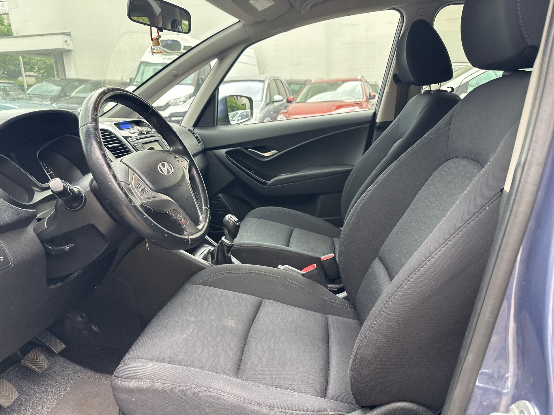 HYUNDAI iX20 1.6 Premium-image-7