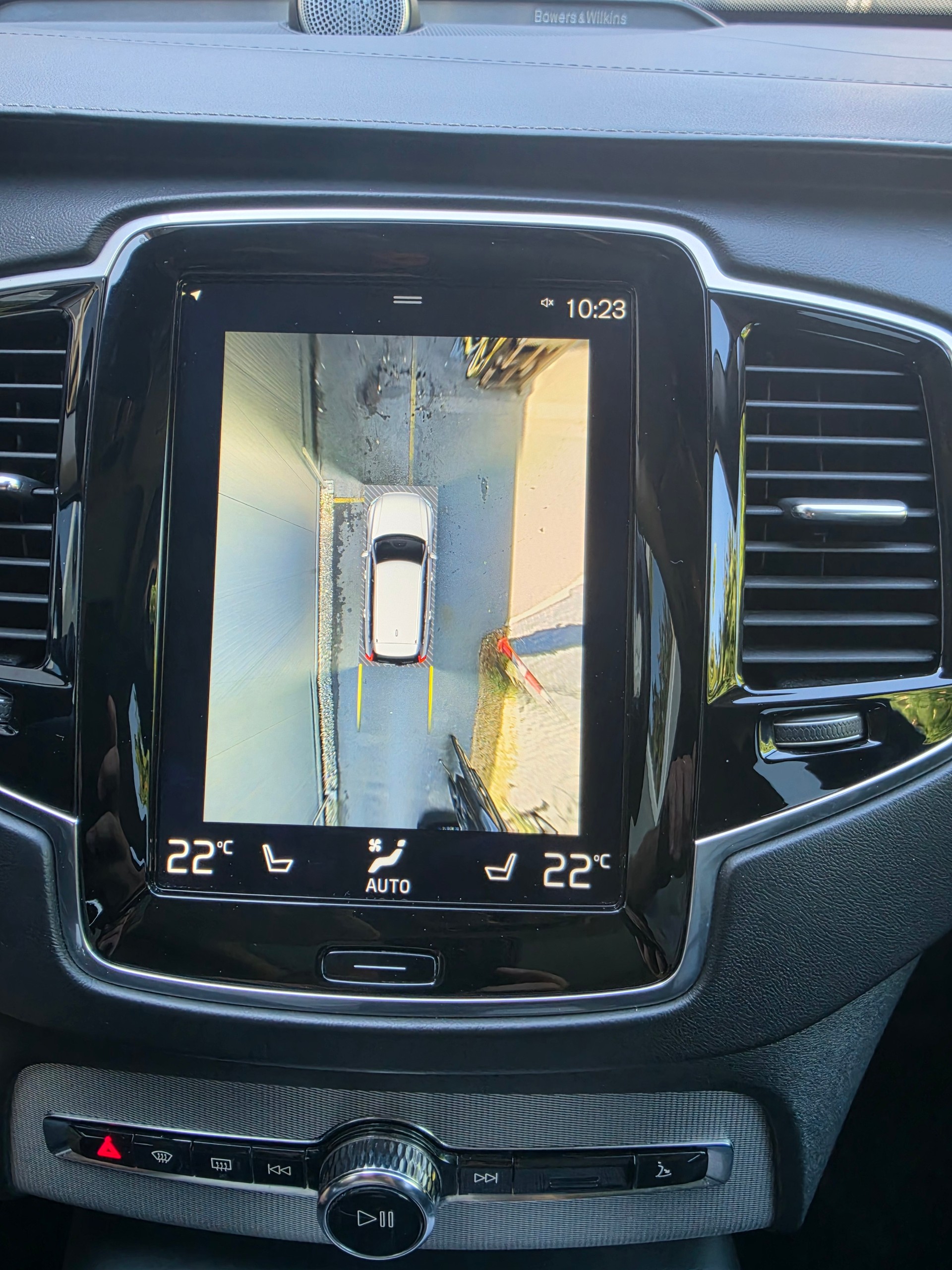 VOLVO XC90 T8 AWD Inscription Geartronic-image-12
