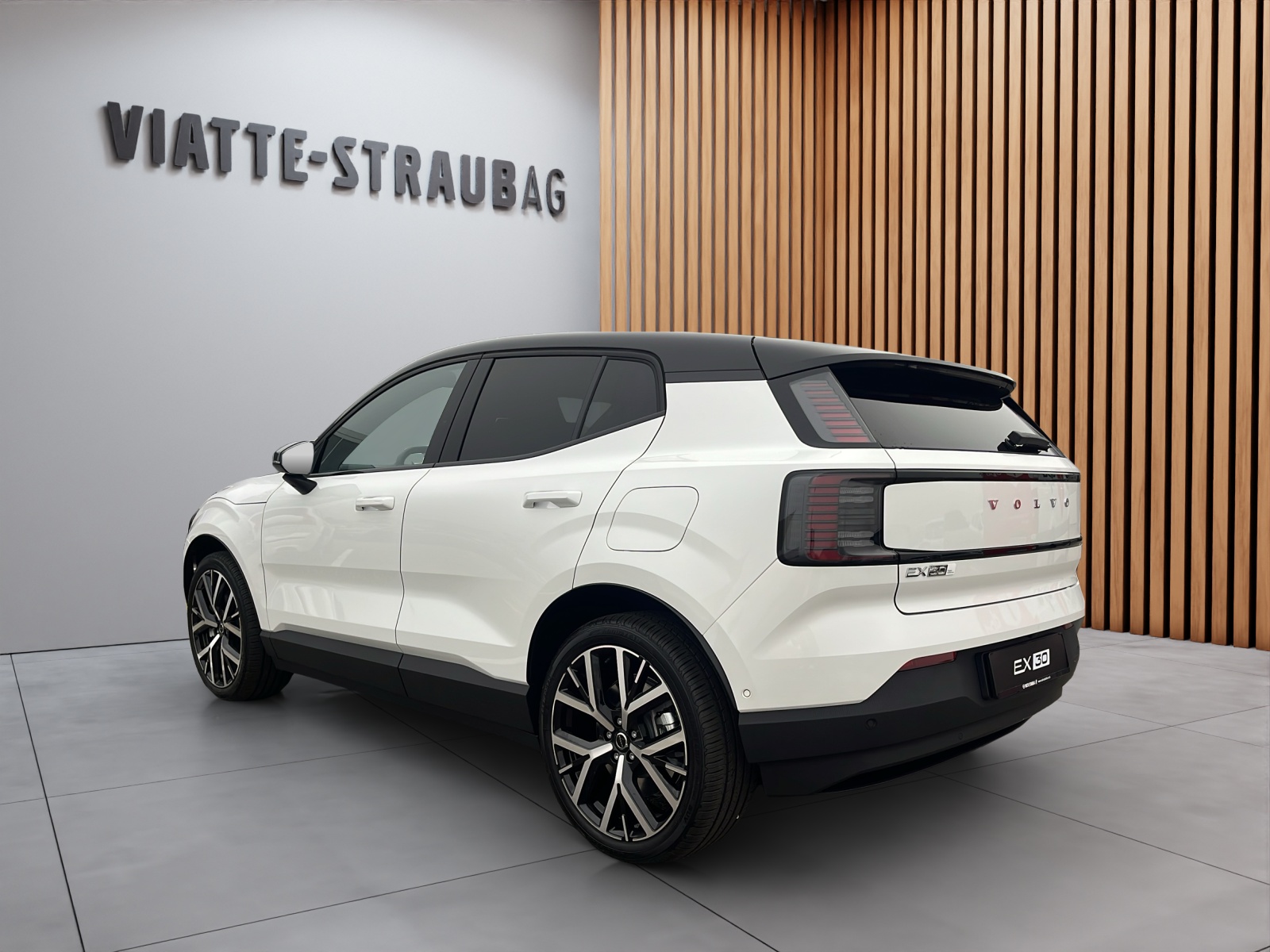 VOLVO EX30 E60 Twin Ultra Performance AWD-image-5