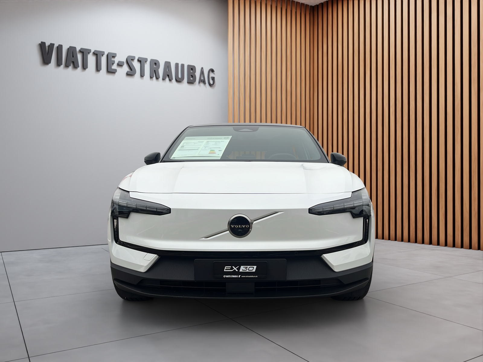 VOLVO EX30 E60 Twin Ultra Performance AWD-image-1