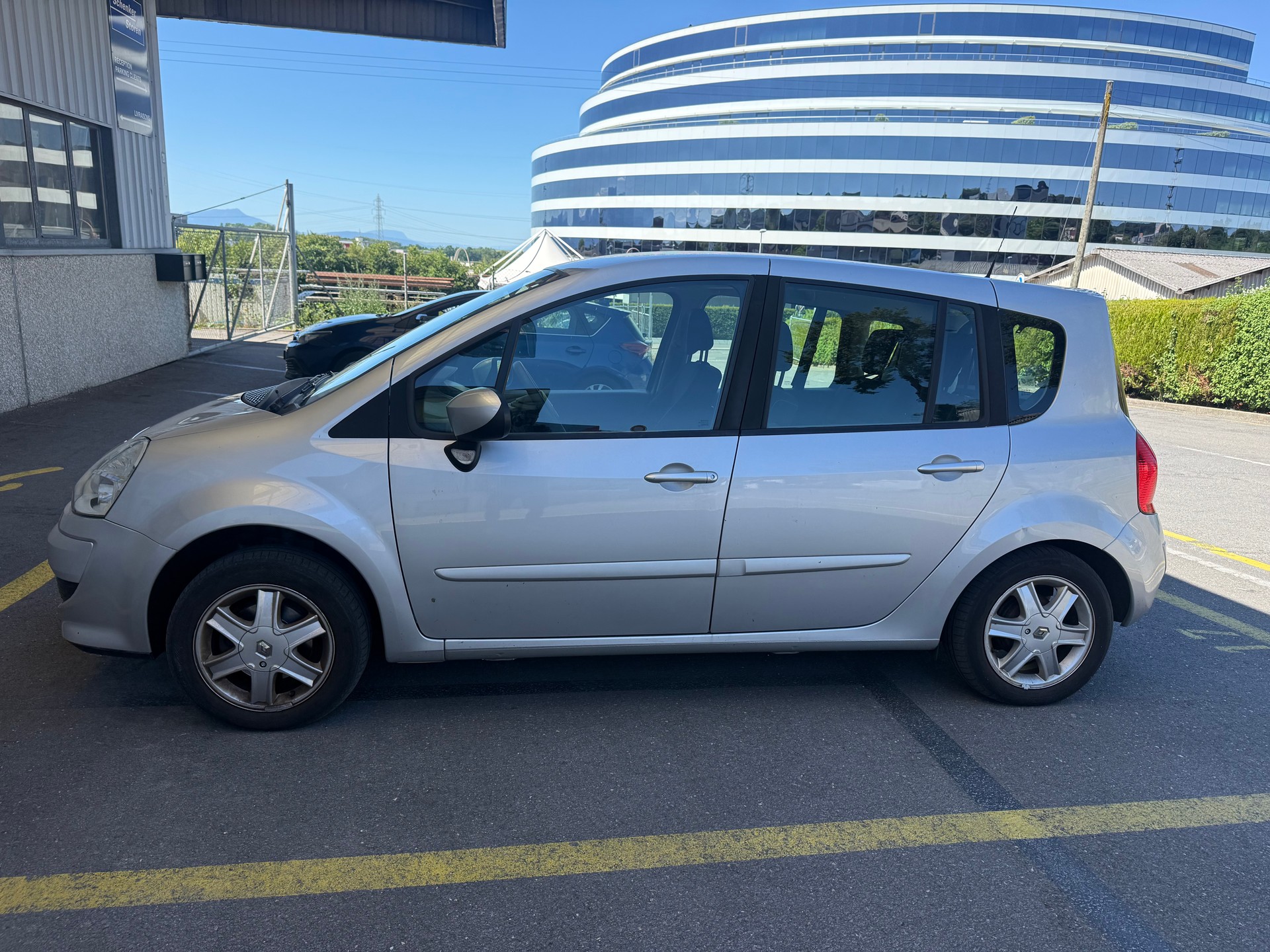 RENAULT Modus 1.2 16V T Dynamique-image-3
