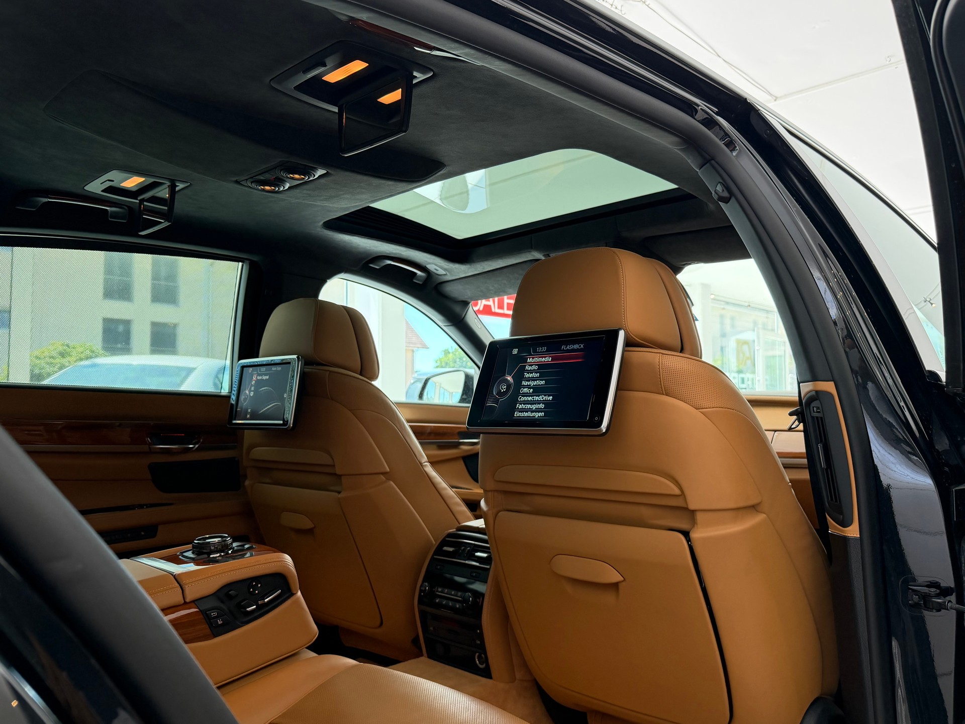 BMW 750Li xDrive individual **Vollausstattung**Frisch ab MFK**-image-23