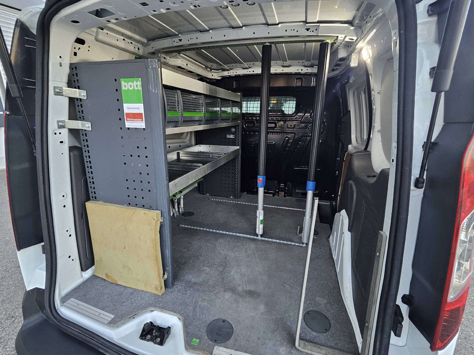 FORD Transit Connect Van 200 L1 1.5 EcoBlue 120 Trend-image-14