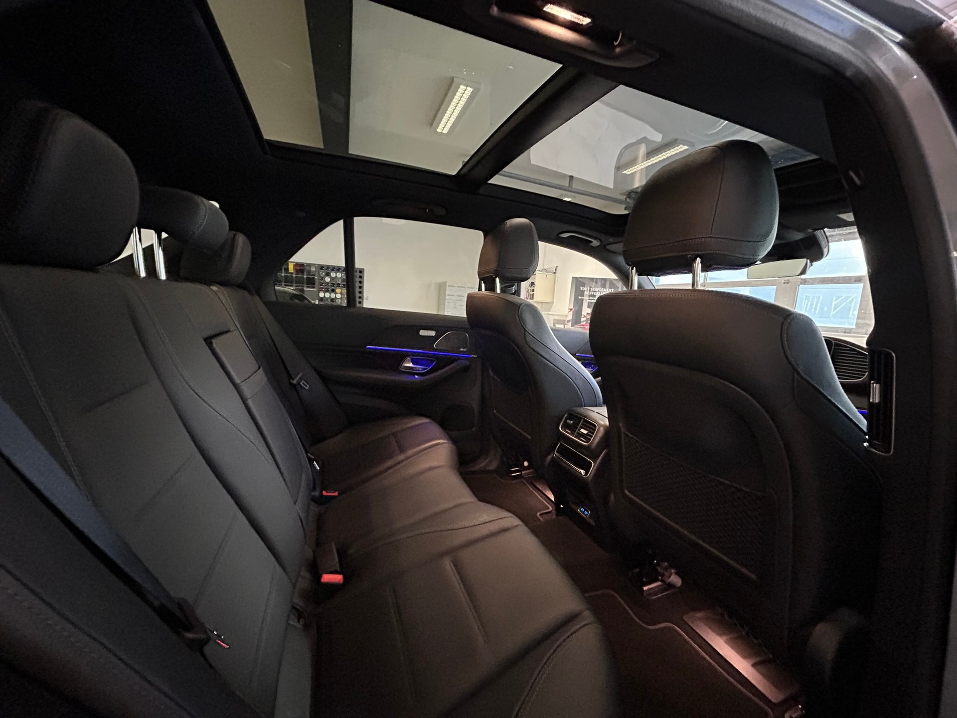 MERCEDES-BENZ GLE 450 4Matic 9G-Tronic-image-11