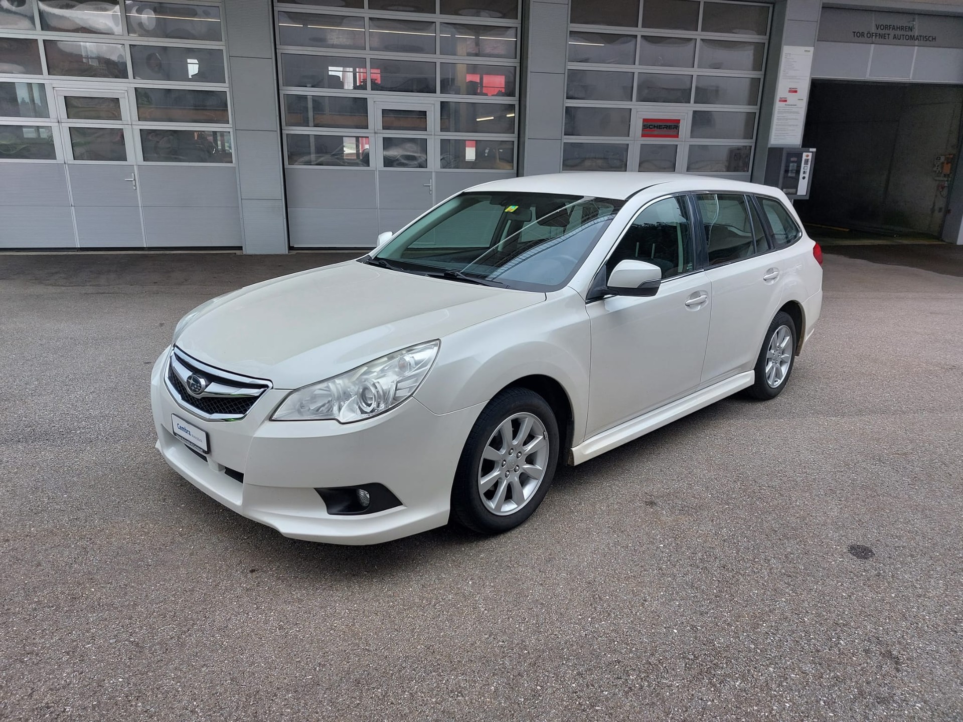 SUBARU Legacy 2.0i Swiss AWD Lineartronic-image-0