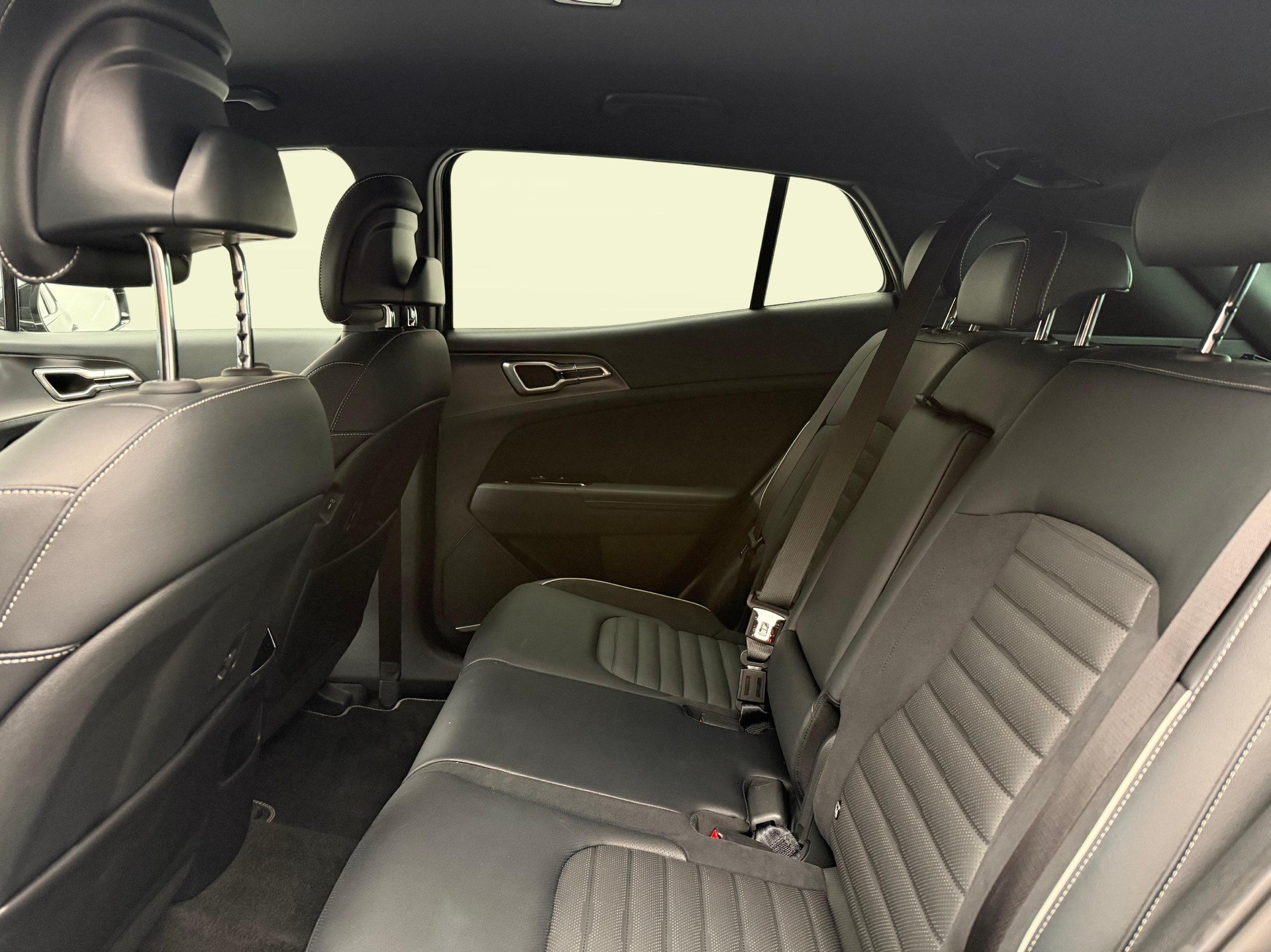 KIA Sportage 1.6 T-GDi PHEV GT-Line-image-10