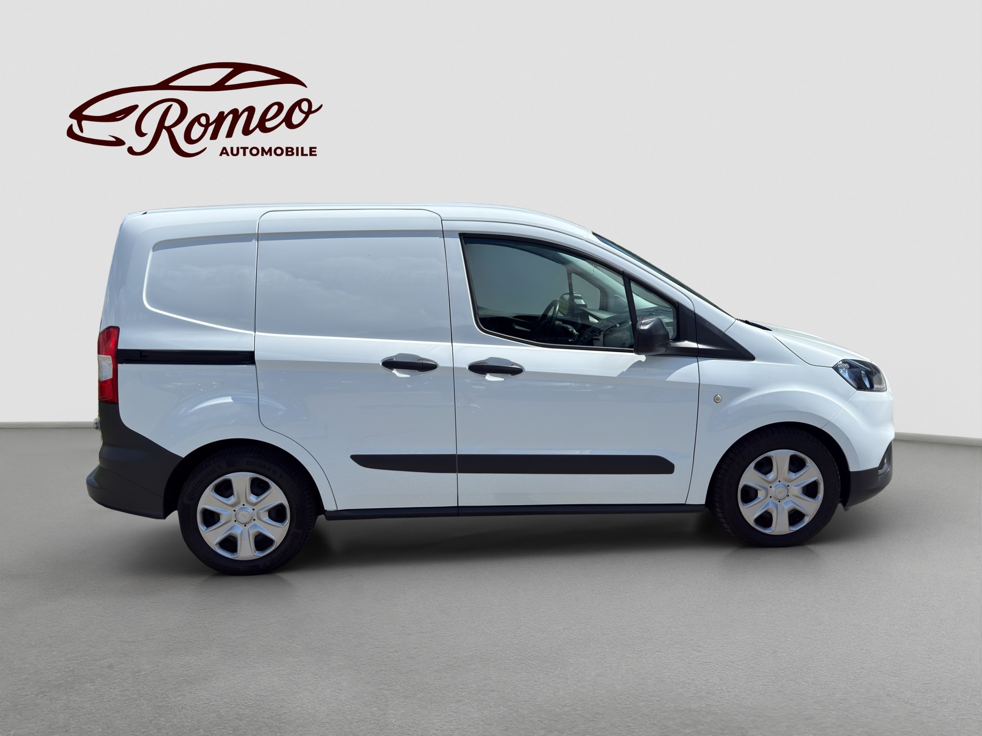 FORD Transit Courier Van 1.5 TDCi Trend ** Frisch ab MFK und Service ** 1. Hand ** Klimaanlage **-image-3