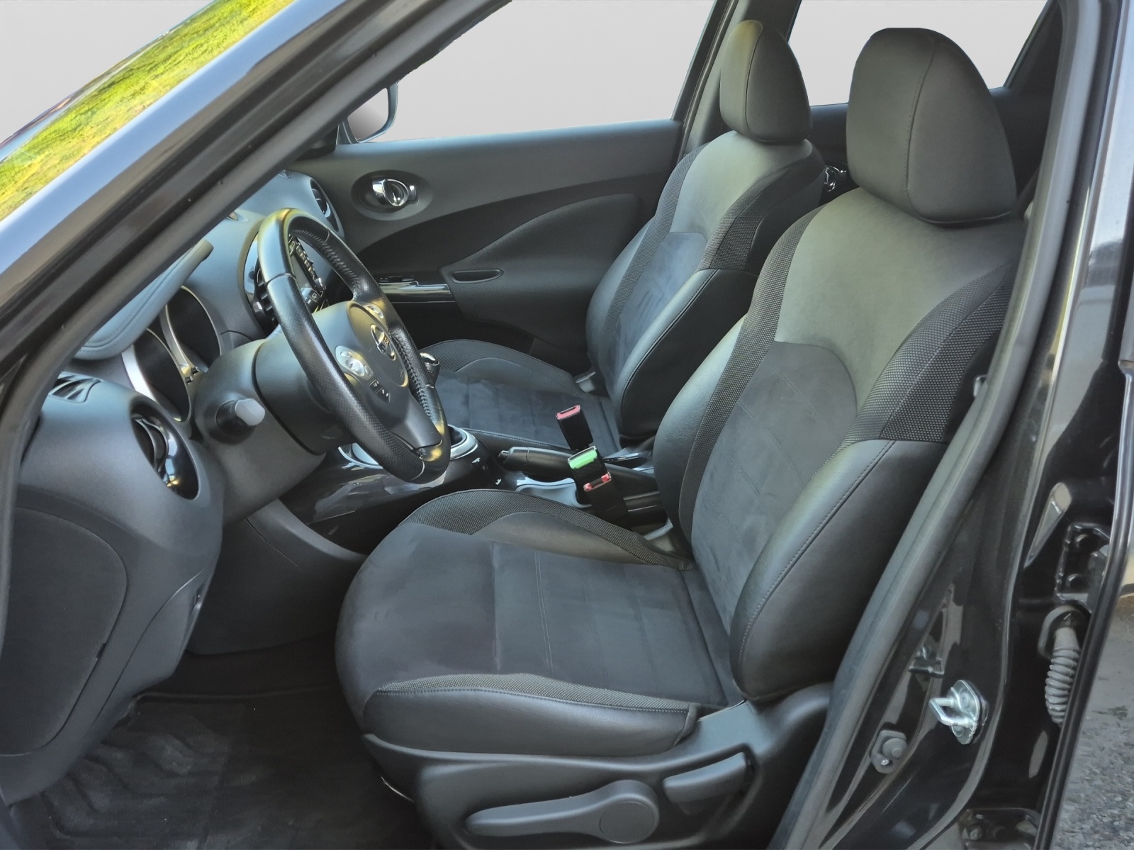 NISSAN Juke 1.2 DIG-T tekna-image-11