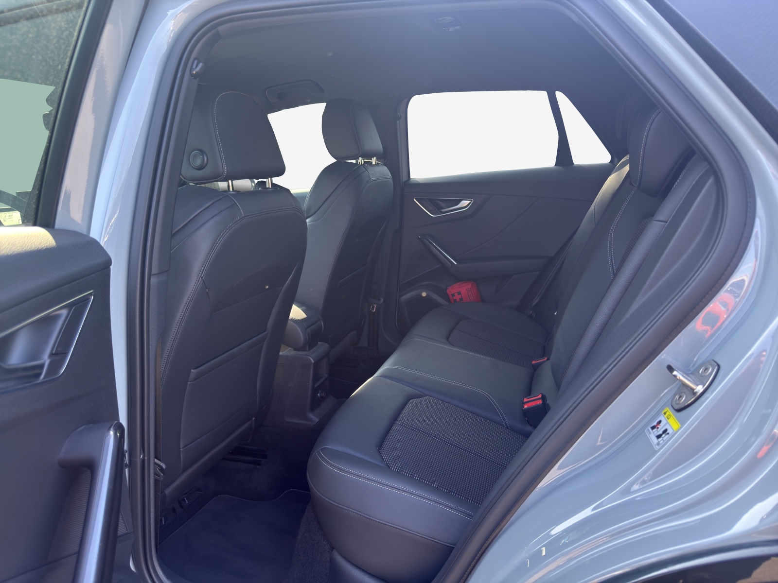 AUDI Q2 40 TFSI S line quattro S-tronic-image-10