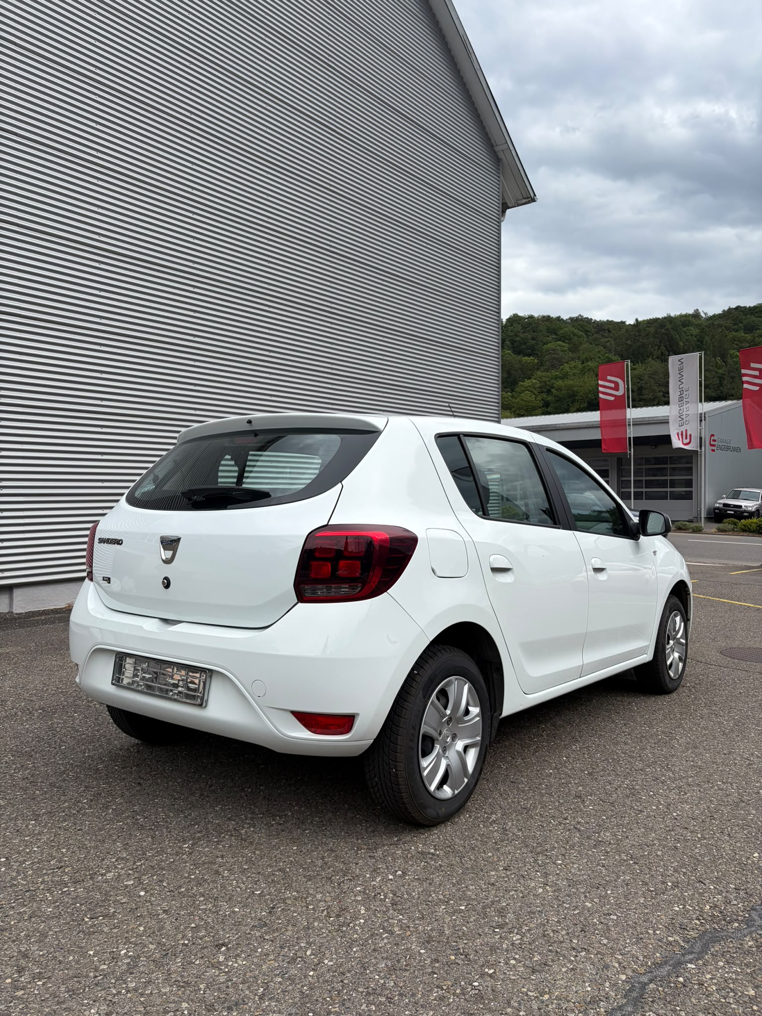 DACIA Sandero 1.0 Essential-showroom-element-2