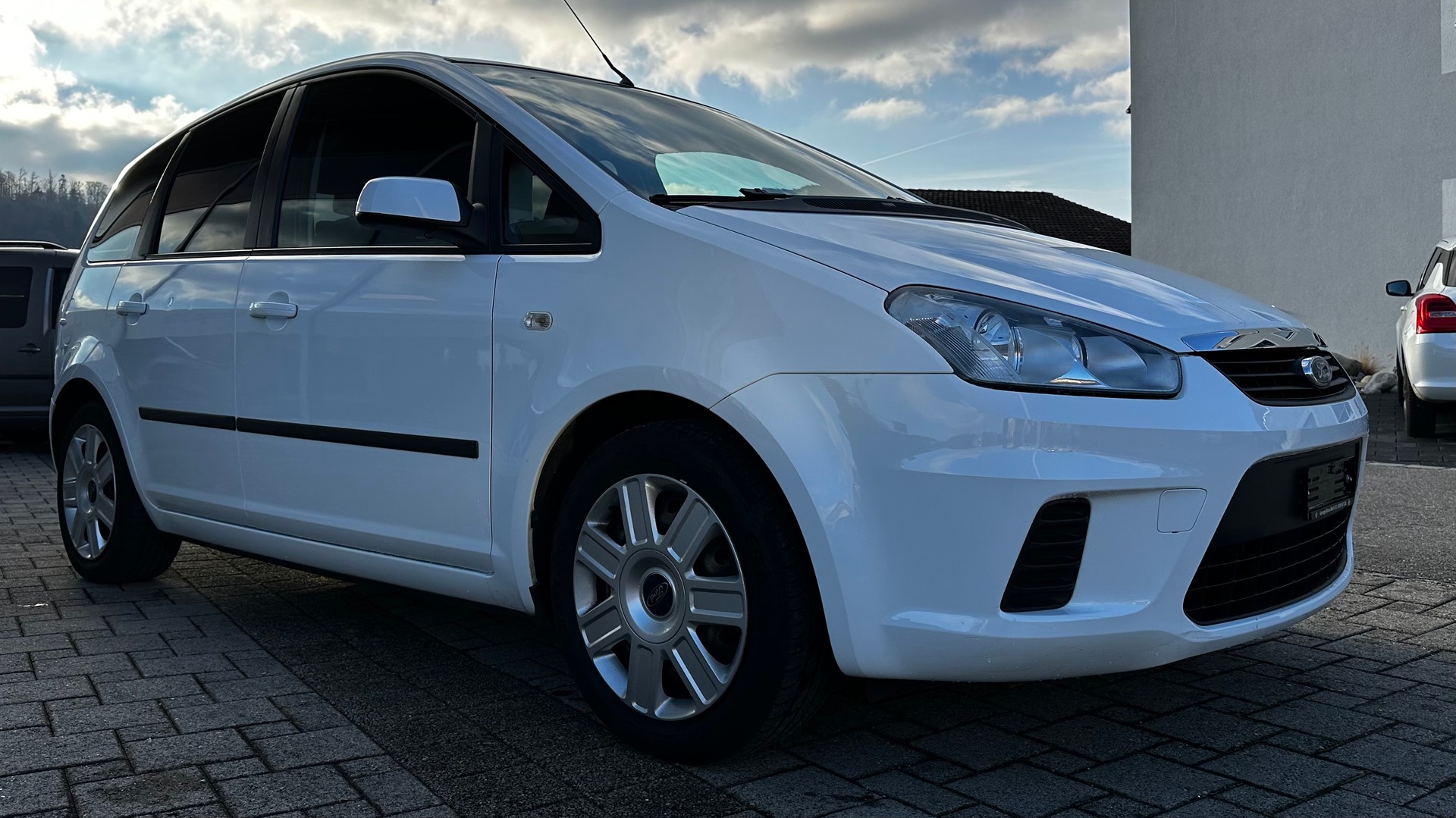 FORD C-Max 1.6 16V Carving-showroom-element-3