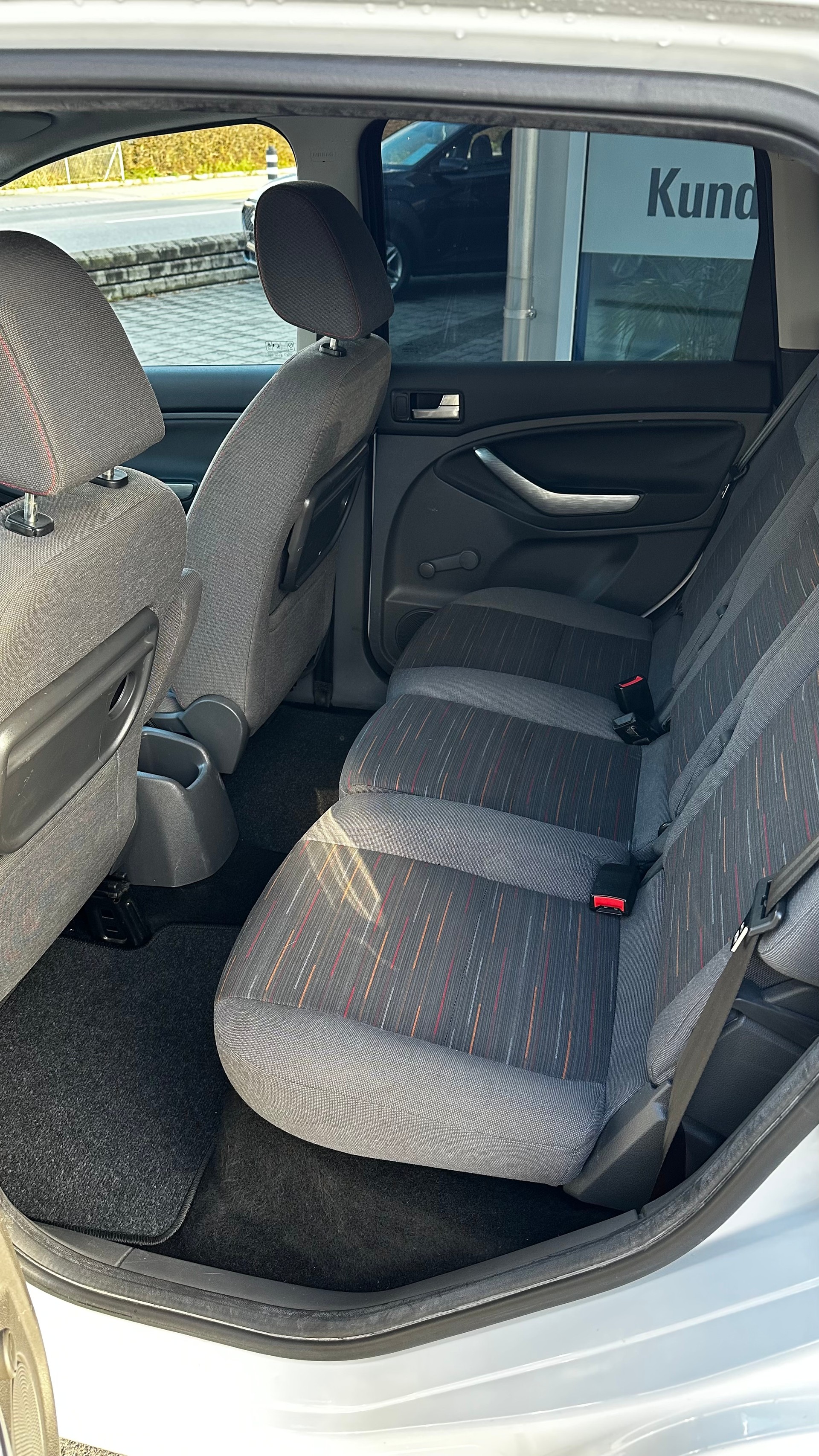 FORD C-Max 1.6 16V Carving-image-11