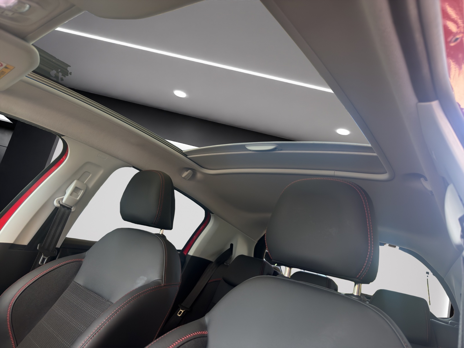 PEUGEOT 208 1.2 PureTech GT Line-image-13