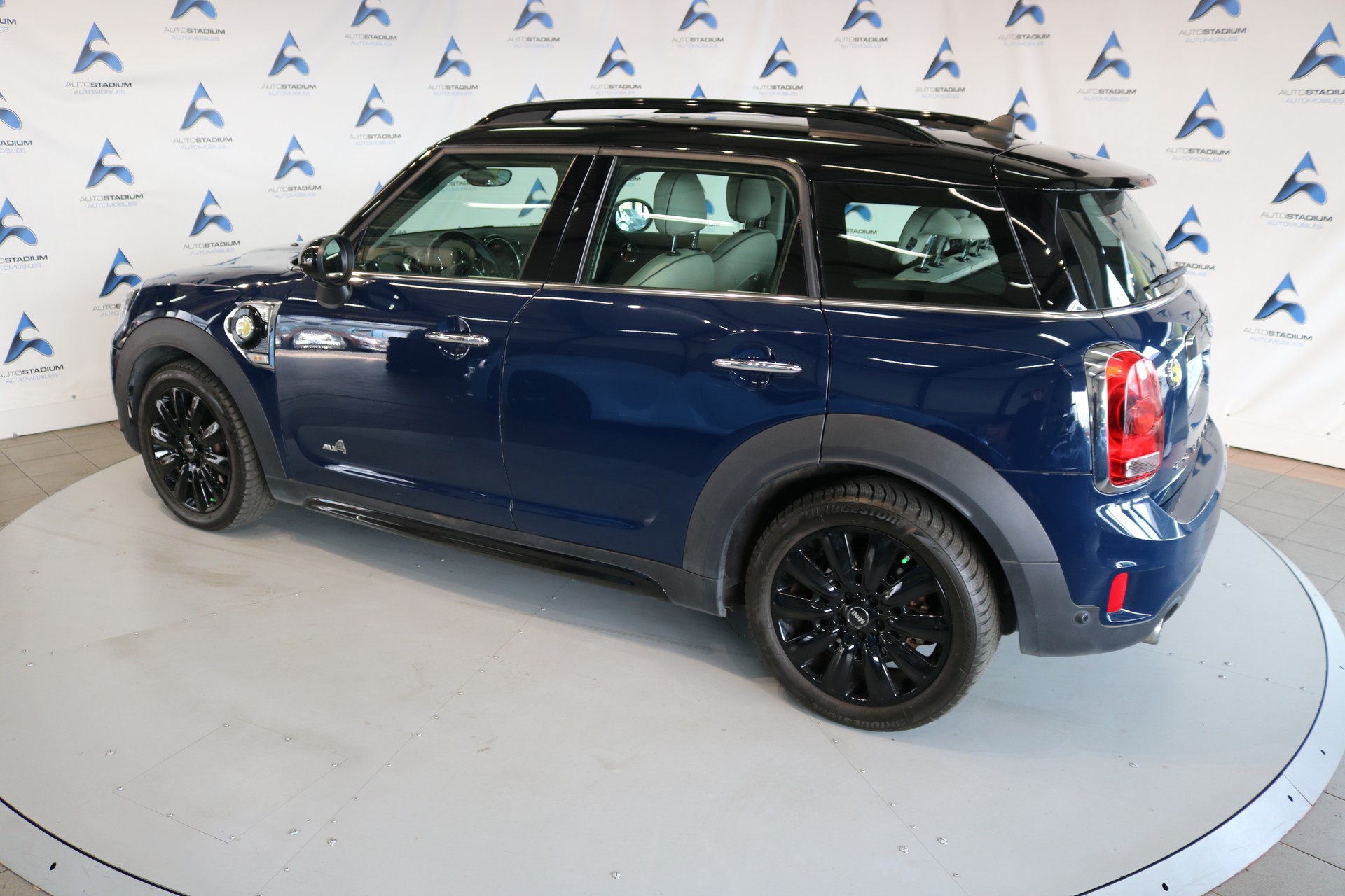 MINI Countryman Cooper S E ALL4 Steptronic-image-18