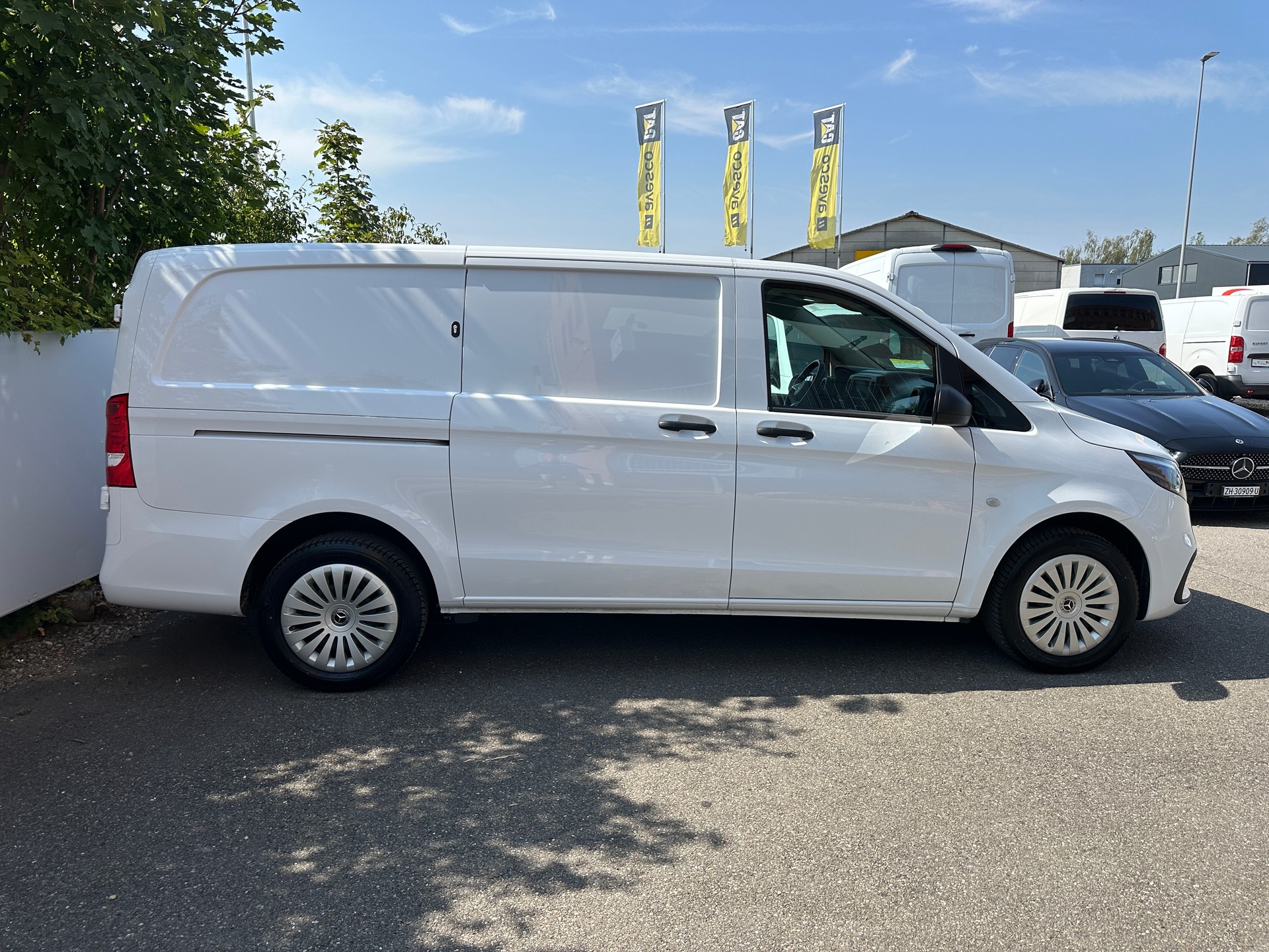 MERCEDES-BENZ Vito 114 CDI Lang Pro 9G-Tronic-image-2