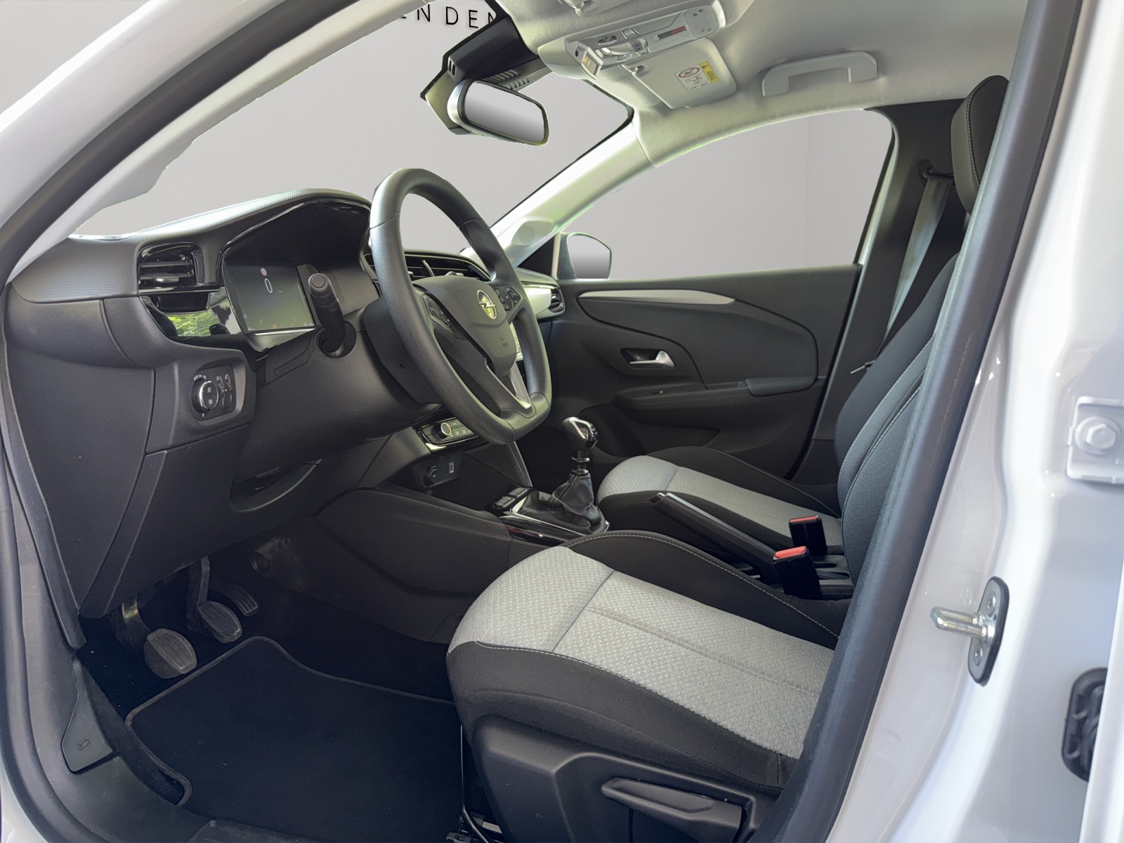 OPEL Corsa F 1.2 Turbo Edition-image-12