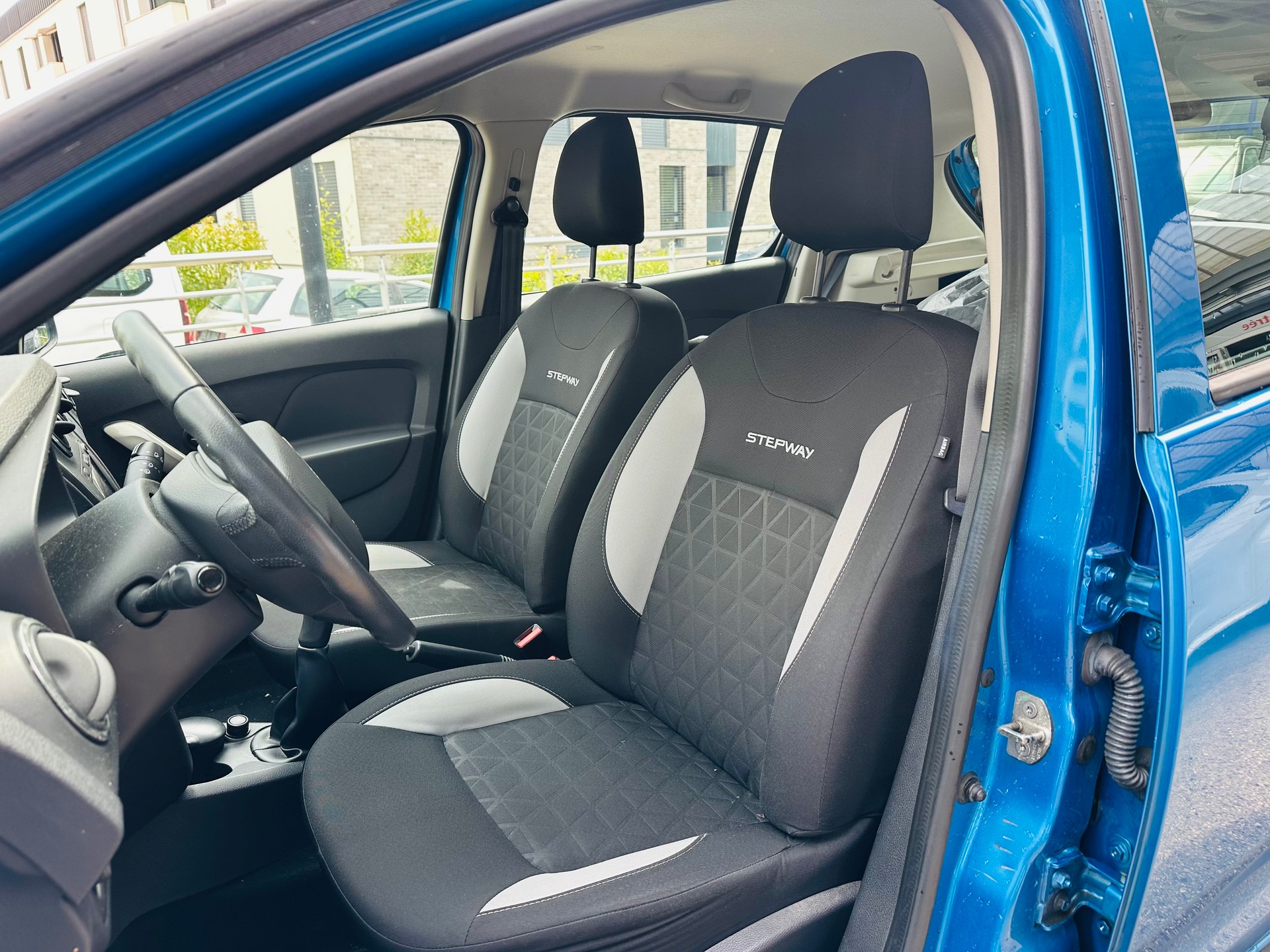 DACIA Sandero Tce 90 Stepway Lauréate-image-9