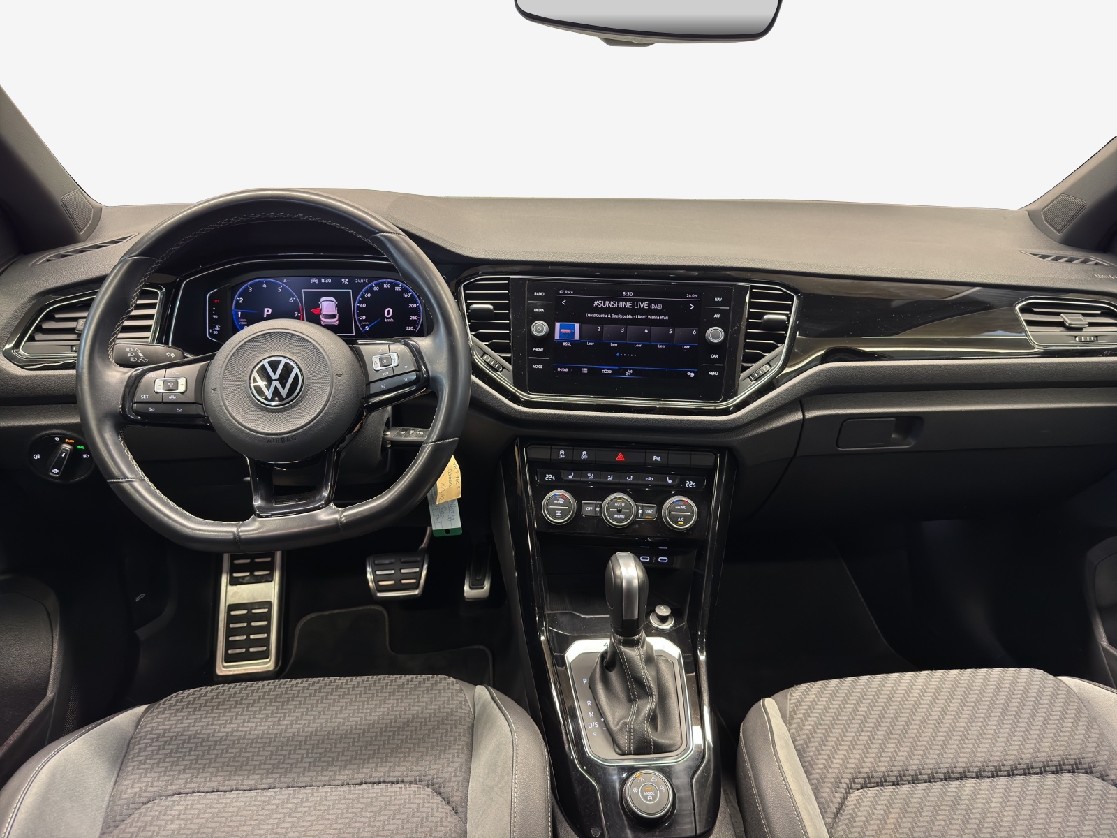 VW T-Roc 2.0 TSI R DSG 4Motion-image-8