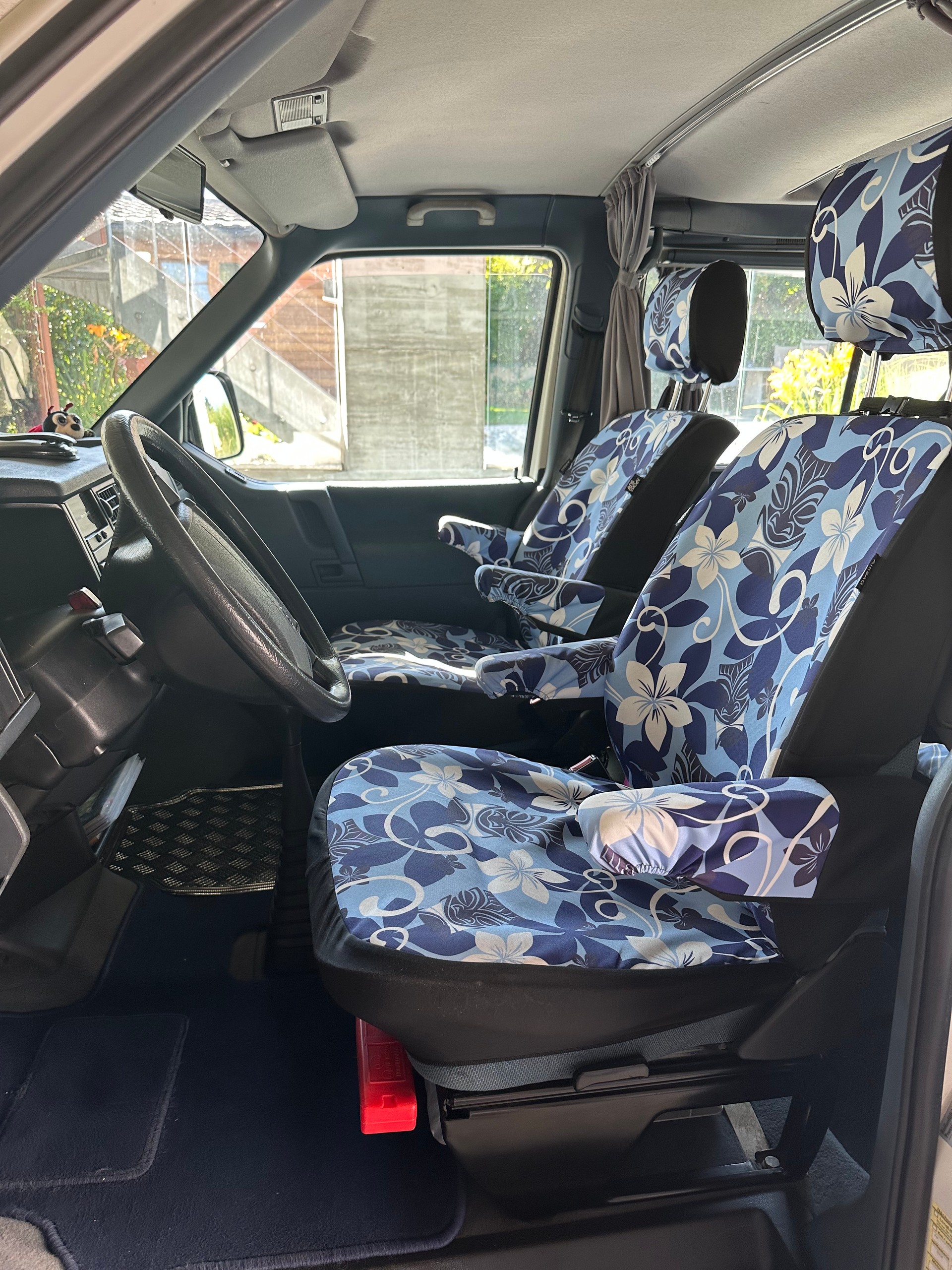 VW Caravelle-image-5