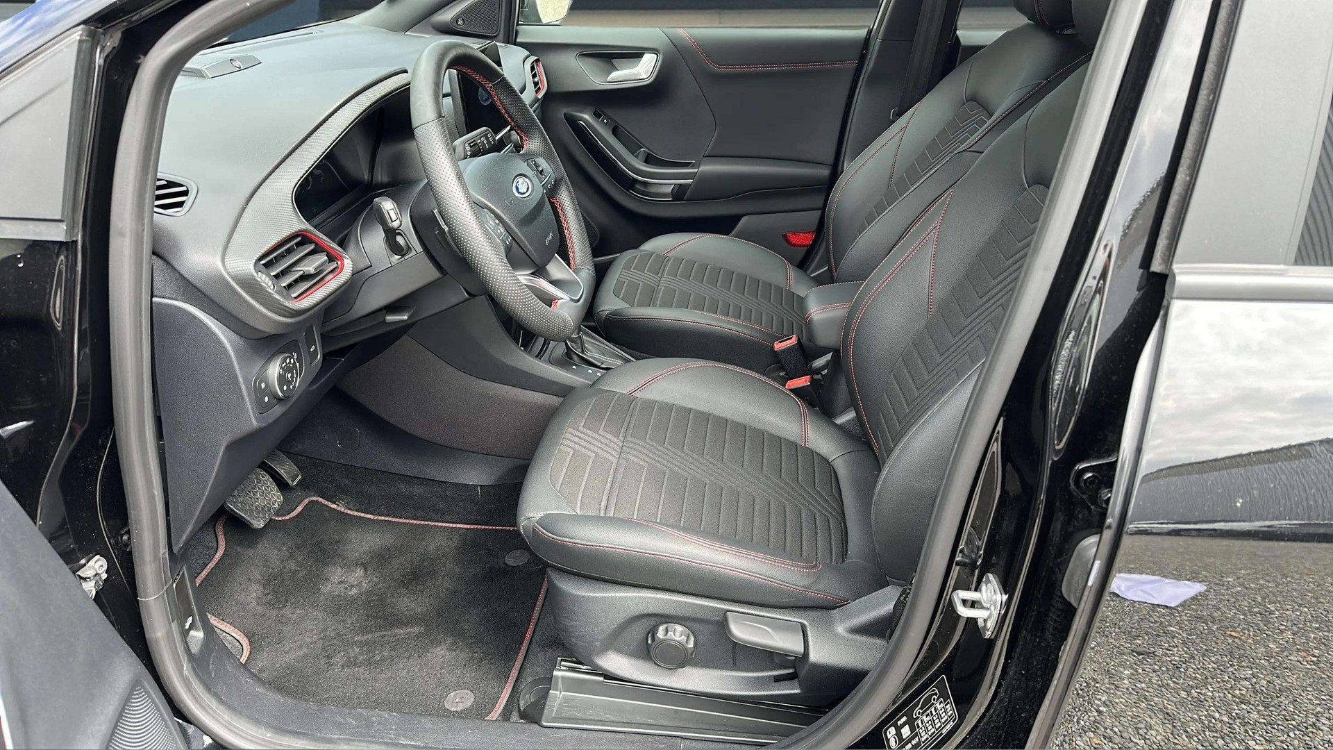 FORD Puma 1.0 MHEV ST-Line X Automat mit B&O & Winterreifen-image-10