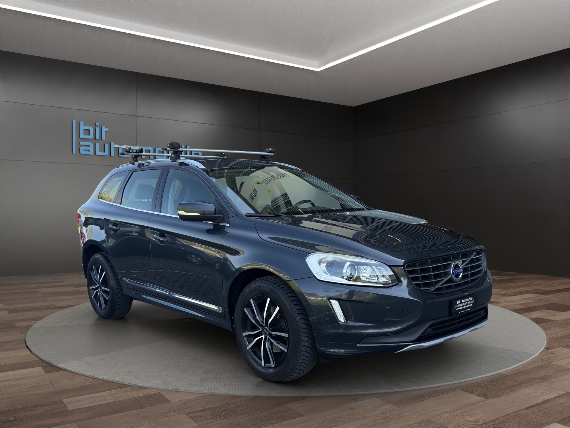 VOLVO VOLVO XC60 D3 Momentum Geartronic-image-9