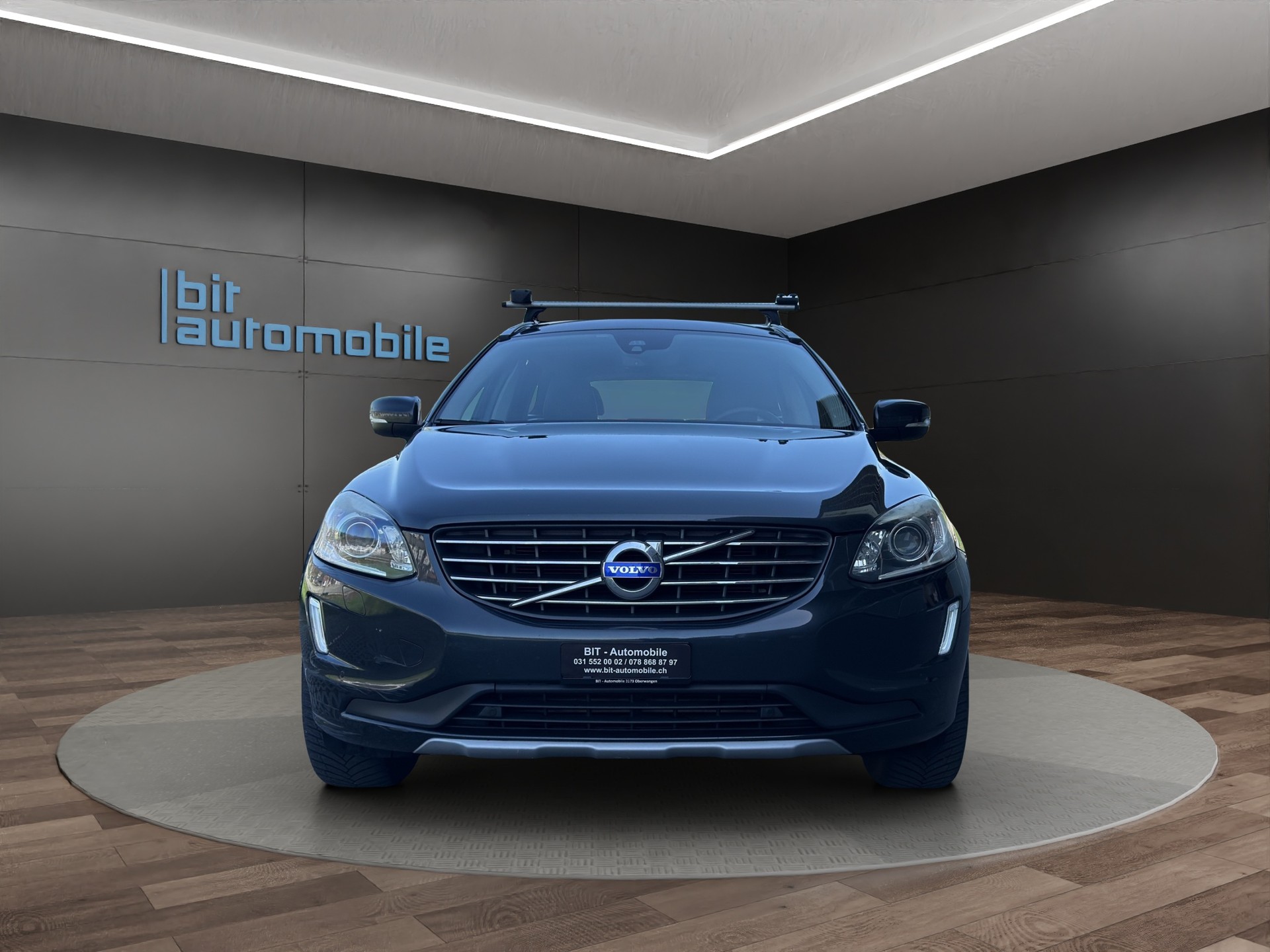 VOLVO VOLVO XC60 D3 Momentum Geartronic-image-1